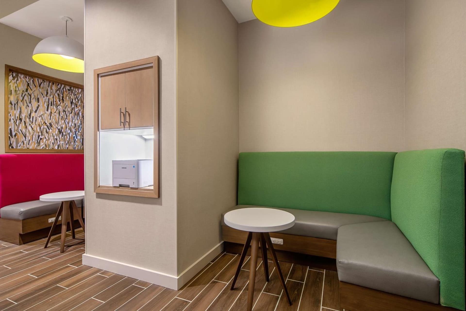 Hampton Inn & Suites Raleigh Midtown, NC