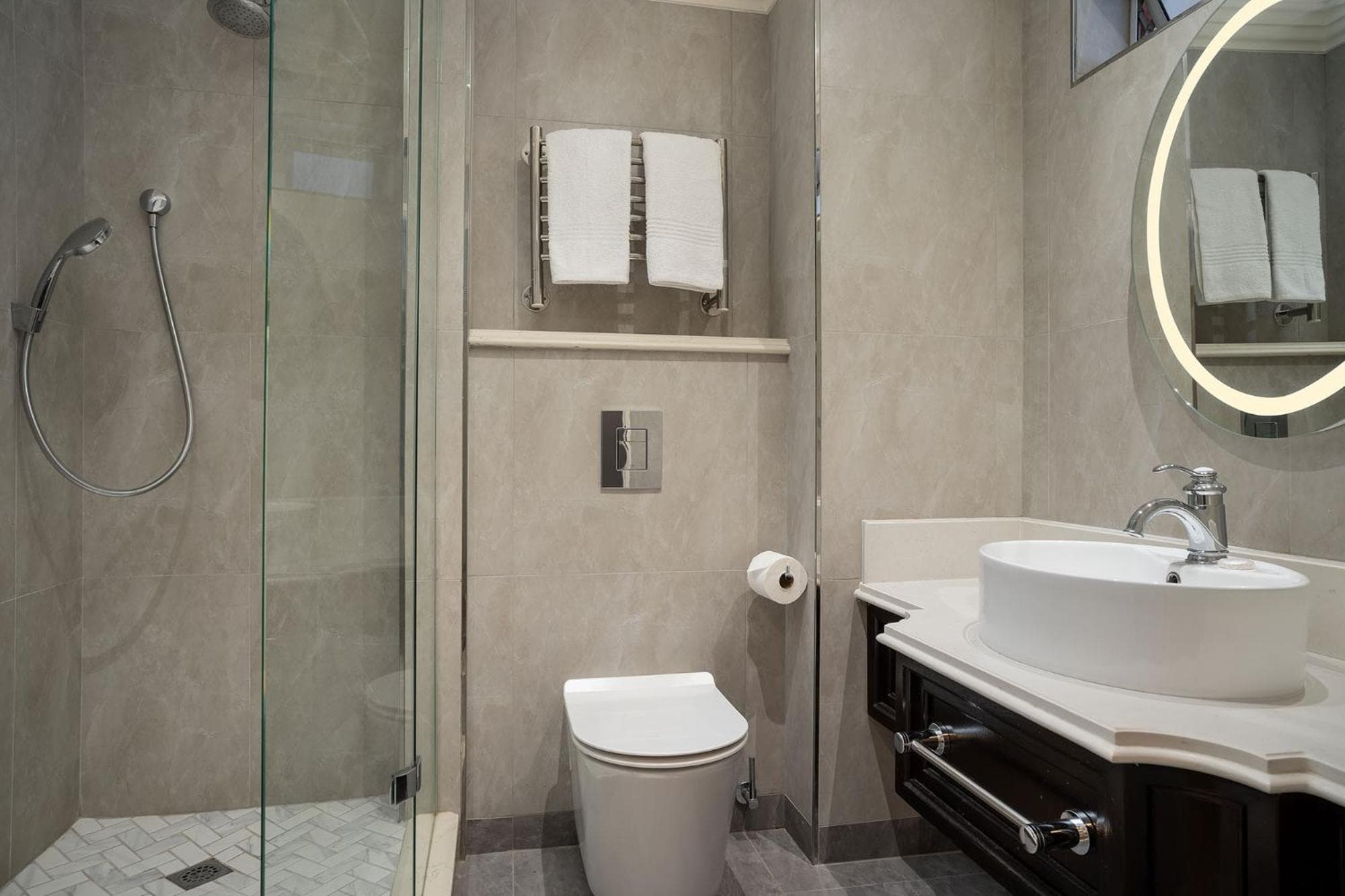 Premier Hotel Falstaff