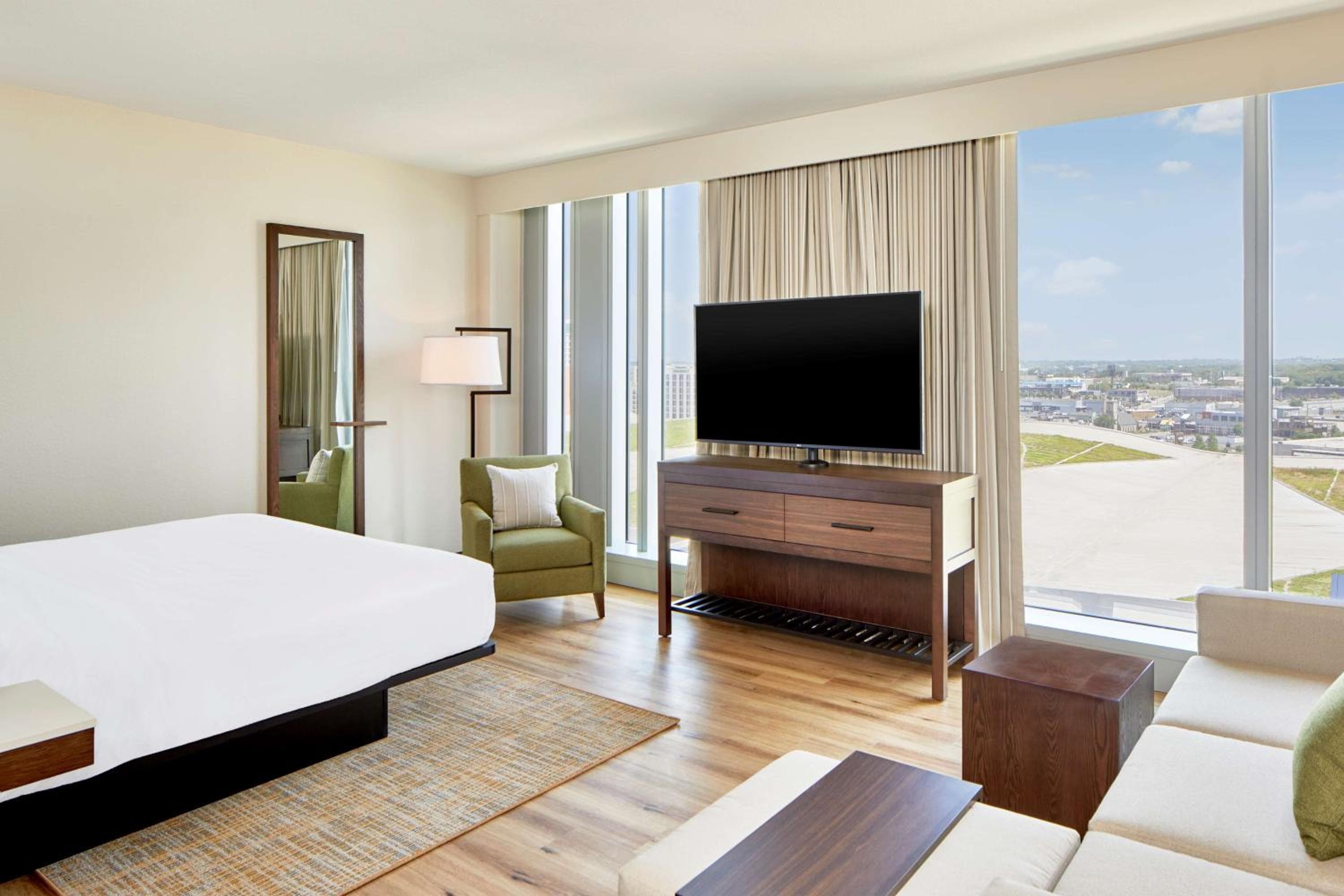 Embassy Suites by Hilton Nashville Downtown