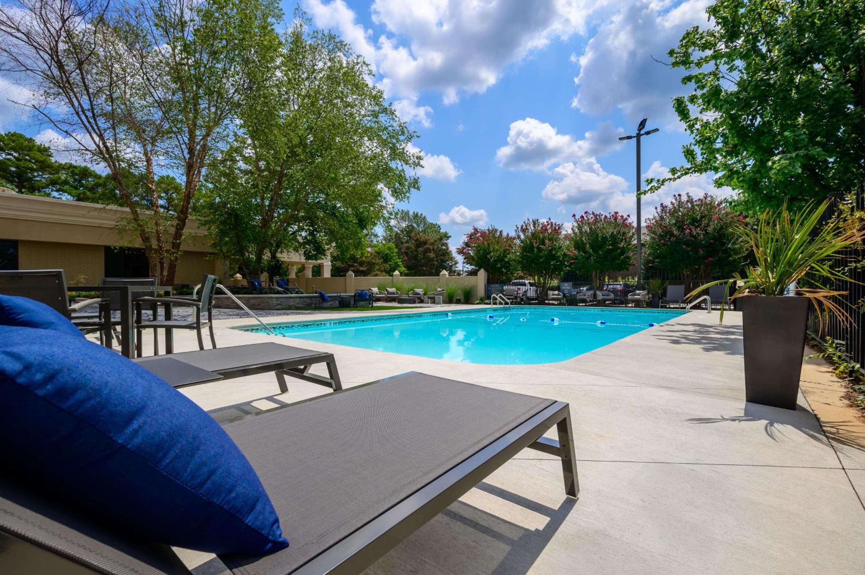 DoubleTree by Hilton Raleigh Midtown, NC