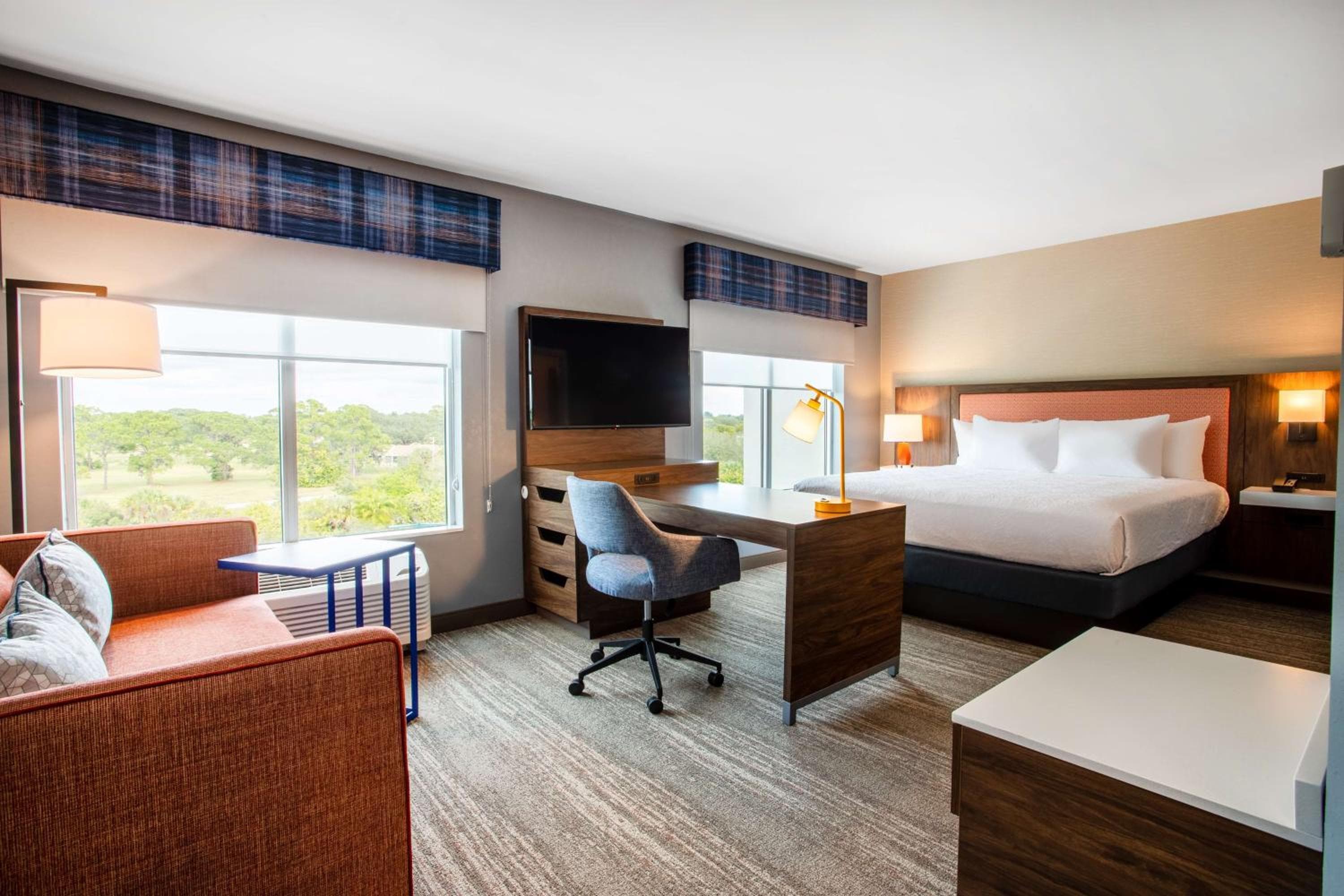 Hampton Inn & Suites North Port, Fl