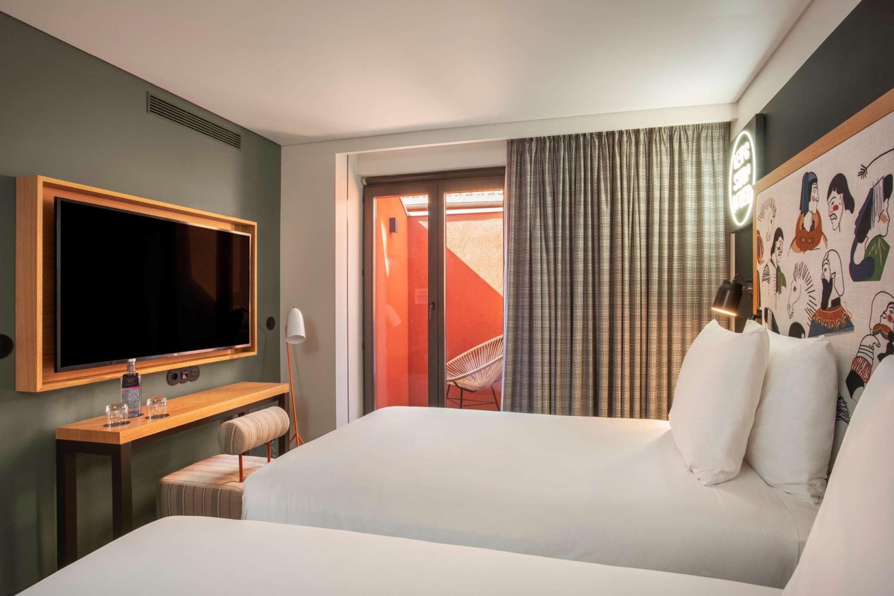 Se Catedral Hotel Porto, Tapestry Collection By Hilton