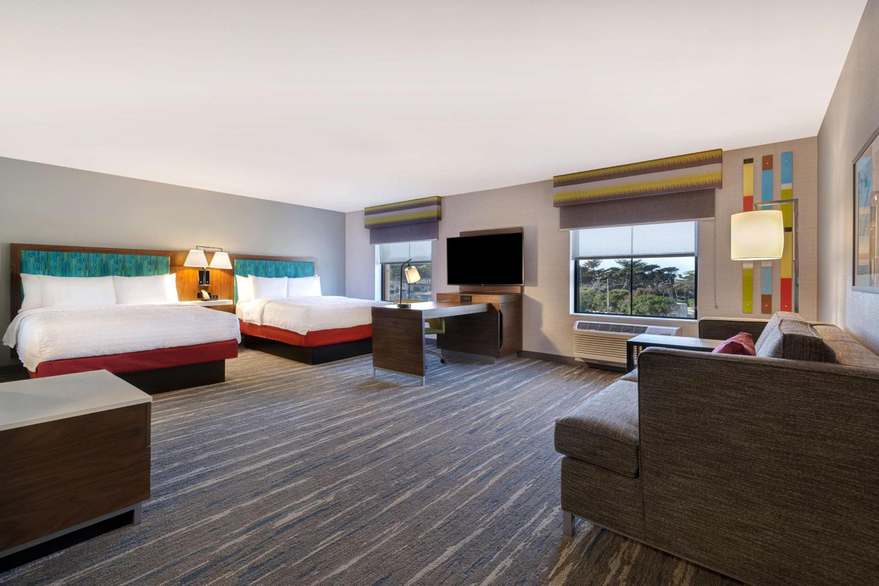 Hampton Inn & Suites Marina