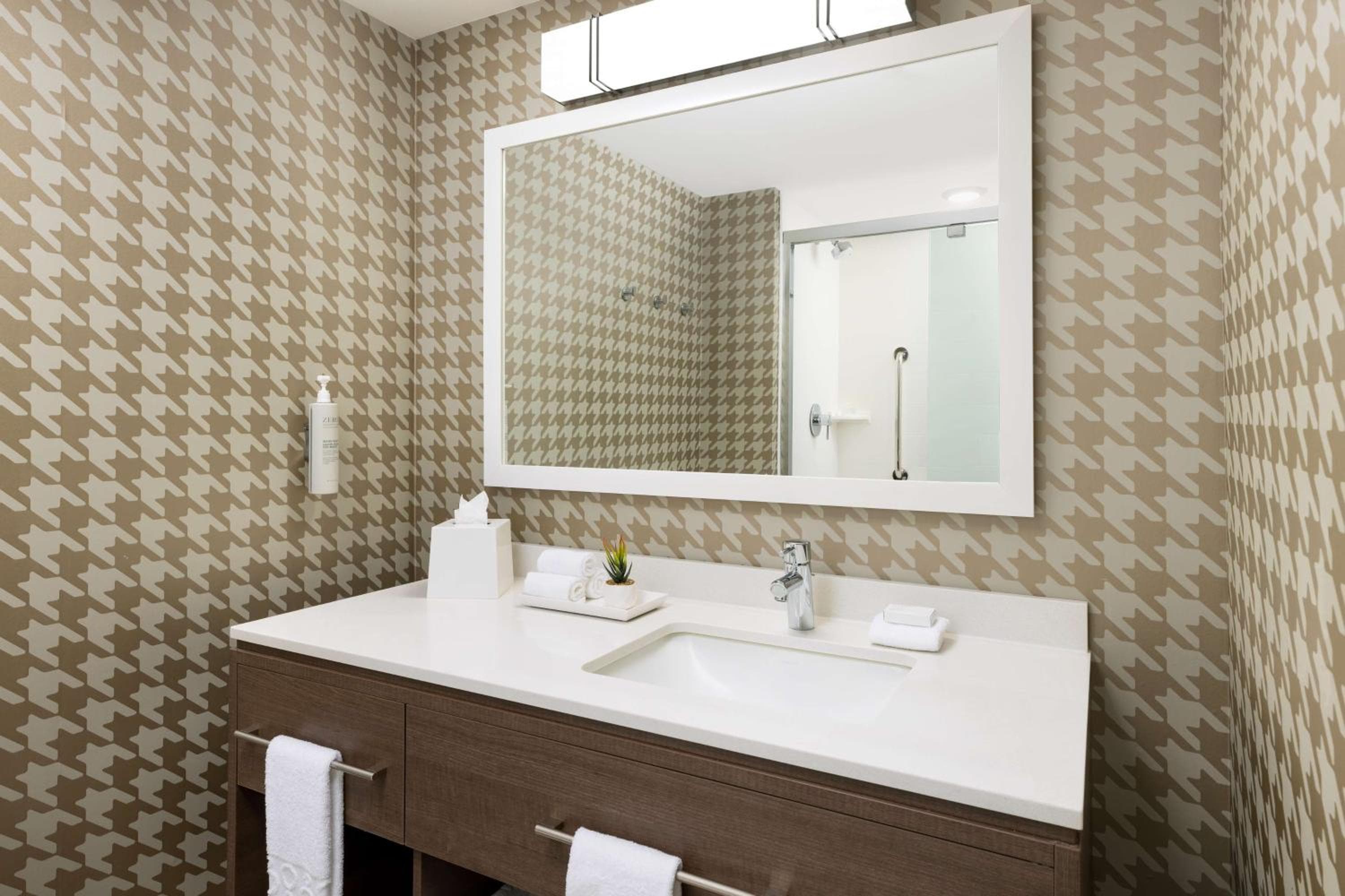 Home2 Suites By Hilton North Scottsdale Near Mayo Clinic