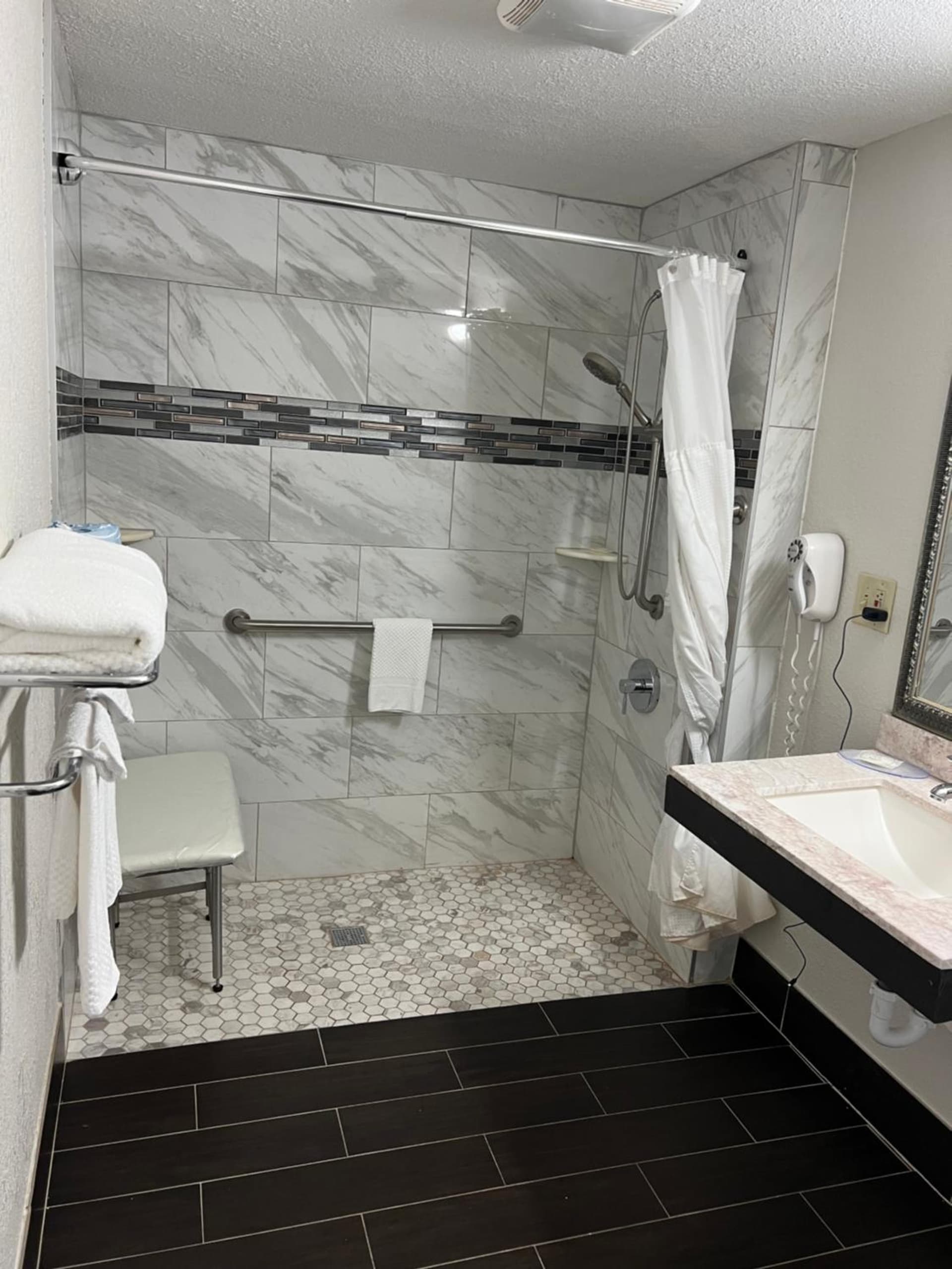 Quality Inn Merriam Kansas City