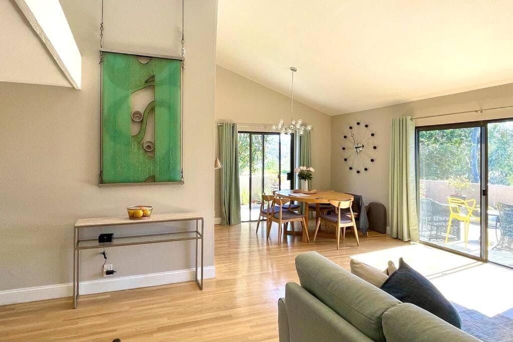 Breathtaking views, close to the ocean and canyon