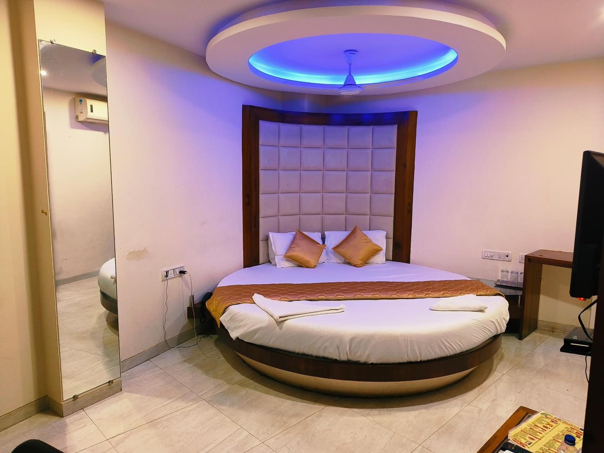 Apex Hotel