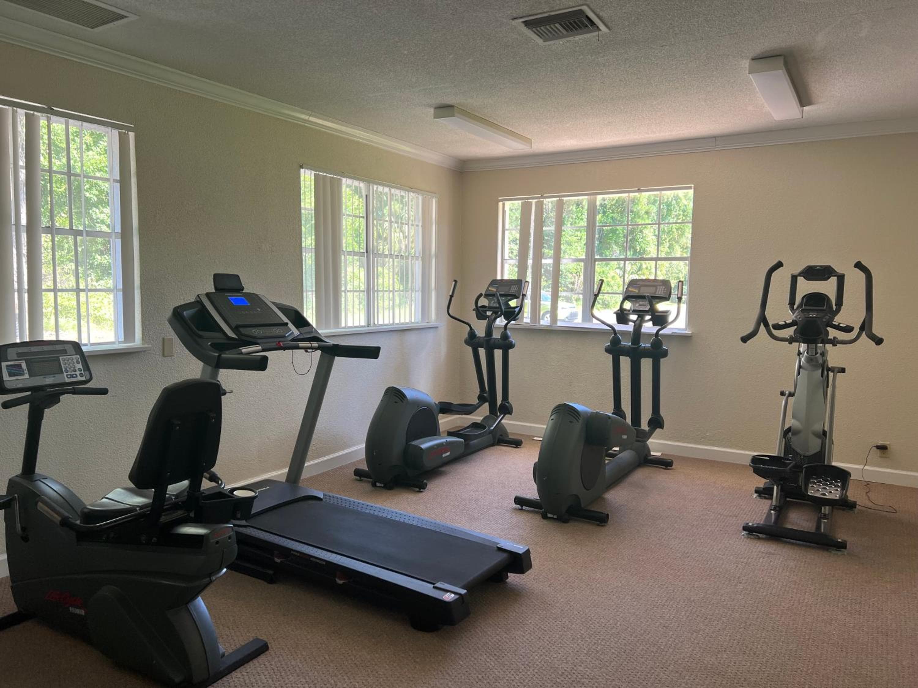 B&B HOTEL Jacksonville Airport - Newly Renovated!
