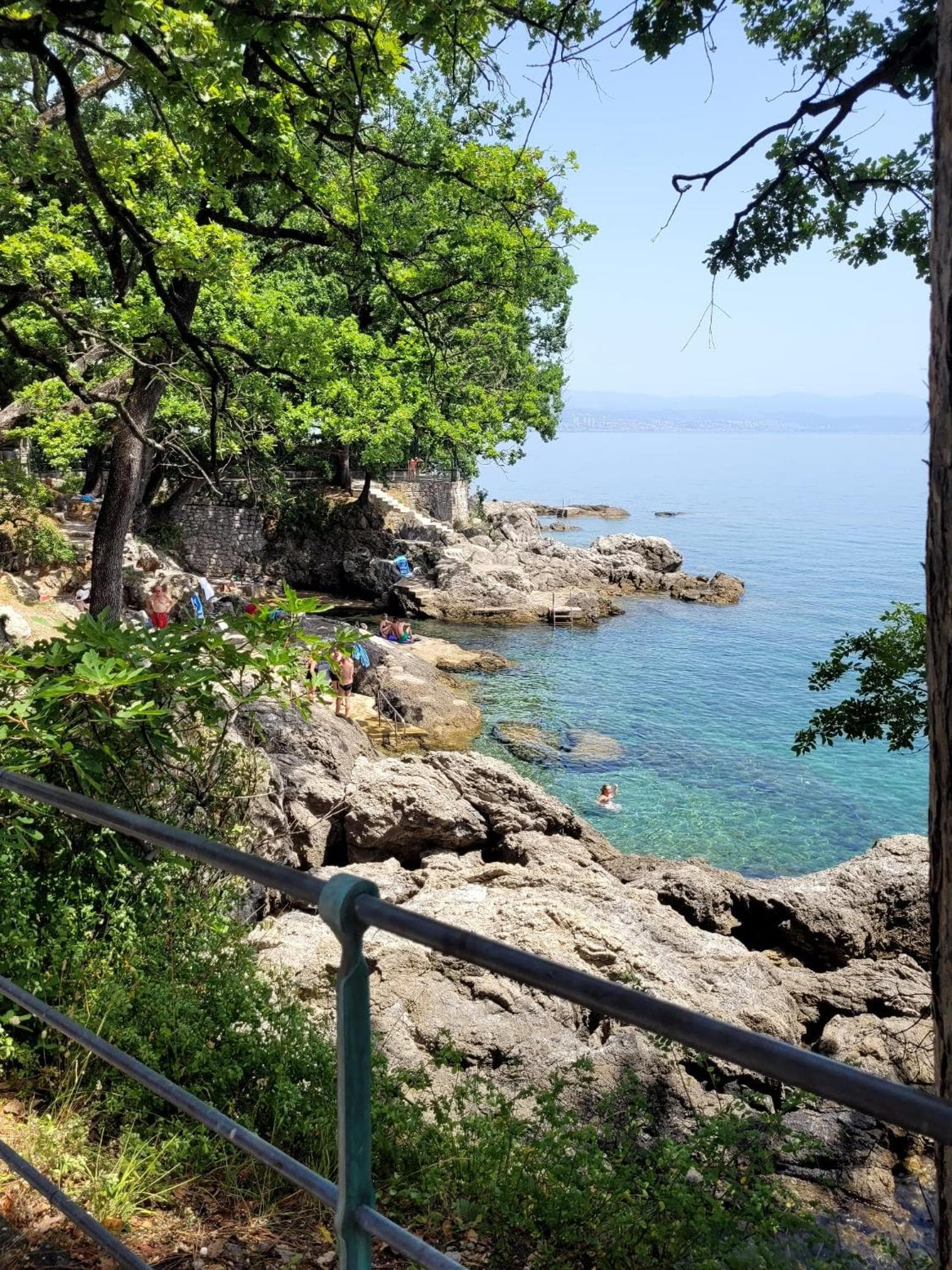 Kamena Kuca Centar