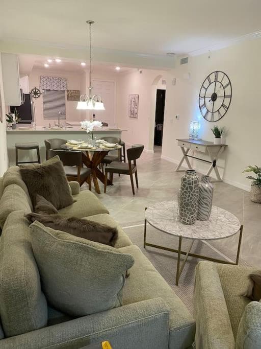 GOLF Paradise!-Lakewood National -Beautiful Resort -Palmer's Cove Condo