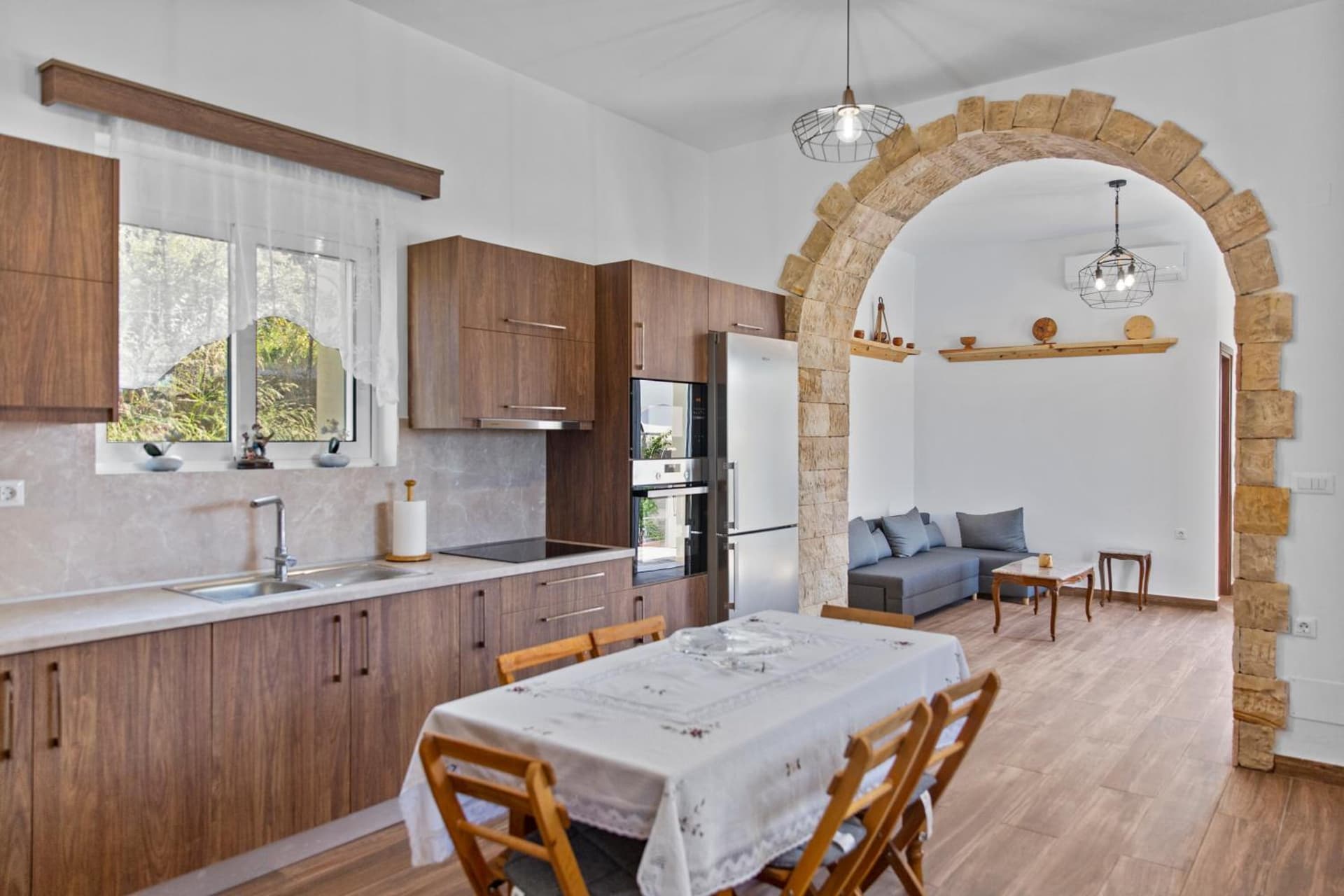 Alonia Traditional House in Malona