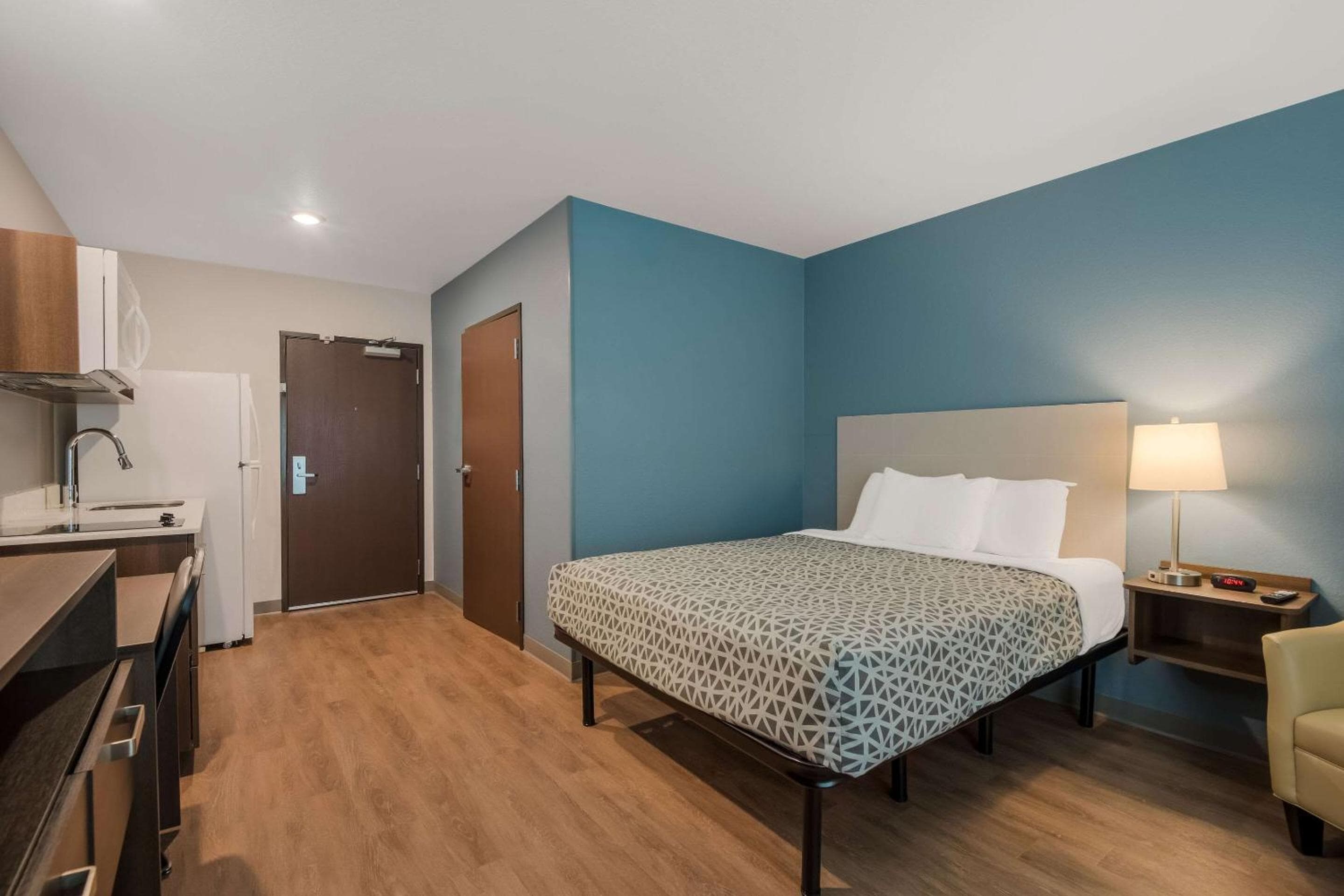 WoodSpring Suites Bellflower - Los Angeles