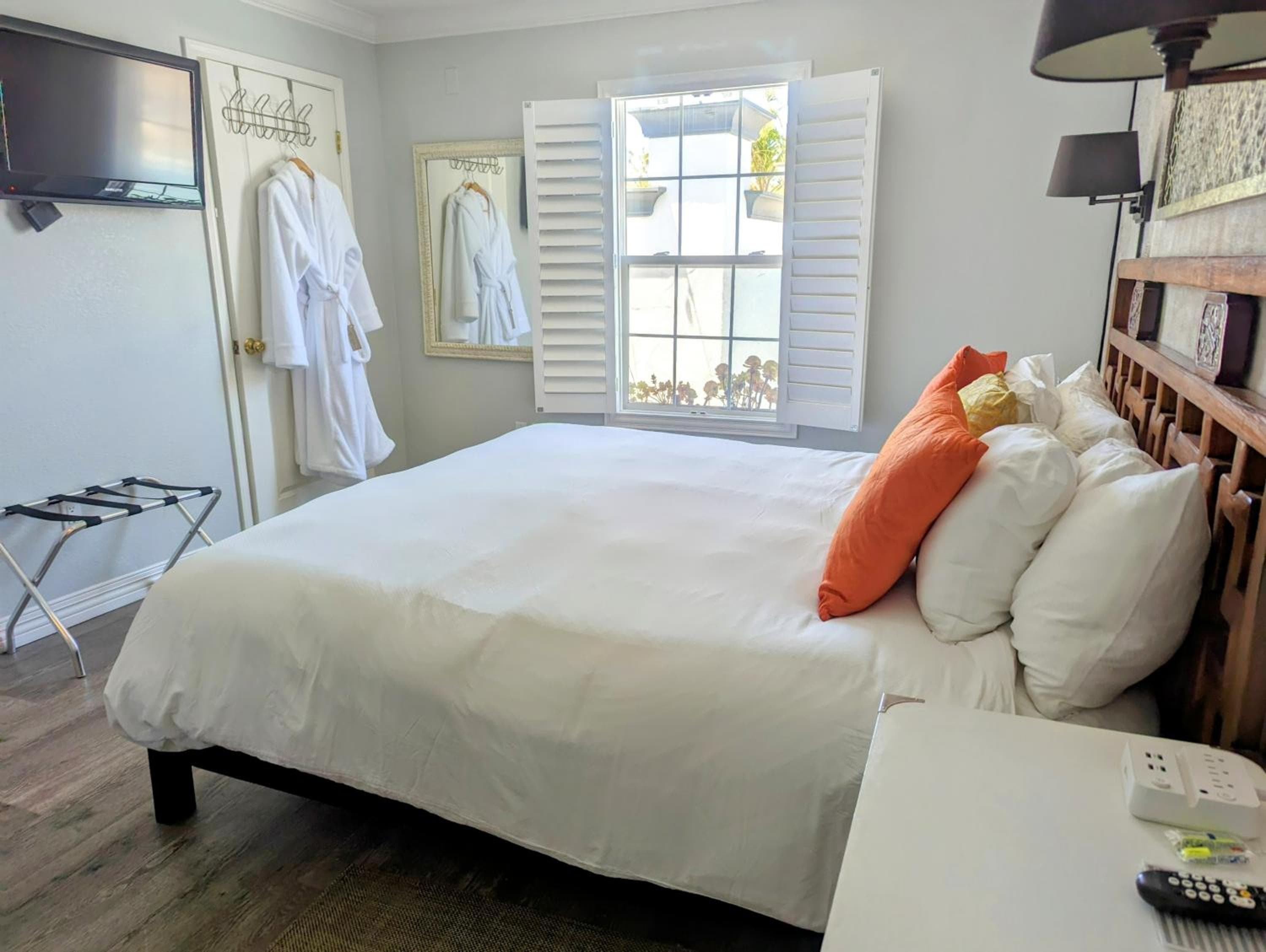 Capitola Hotel