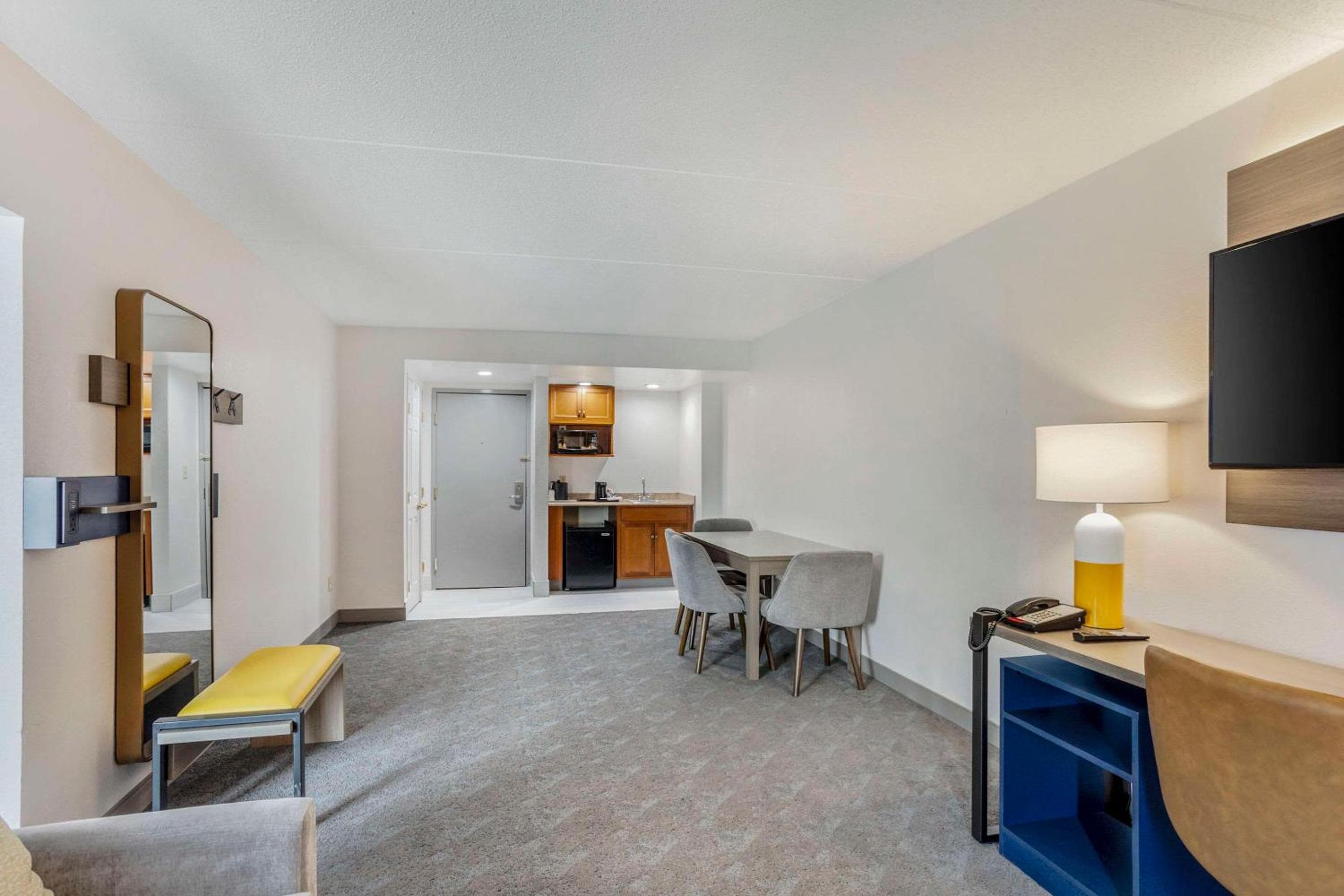 Comfort Inn & Suites Voorhees-Mt Laurel
