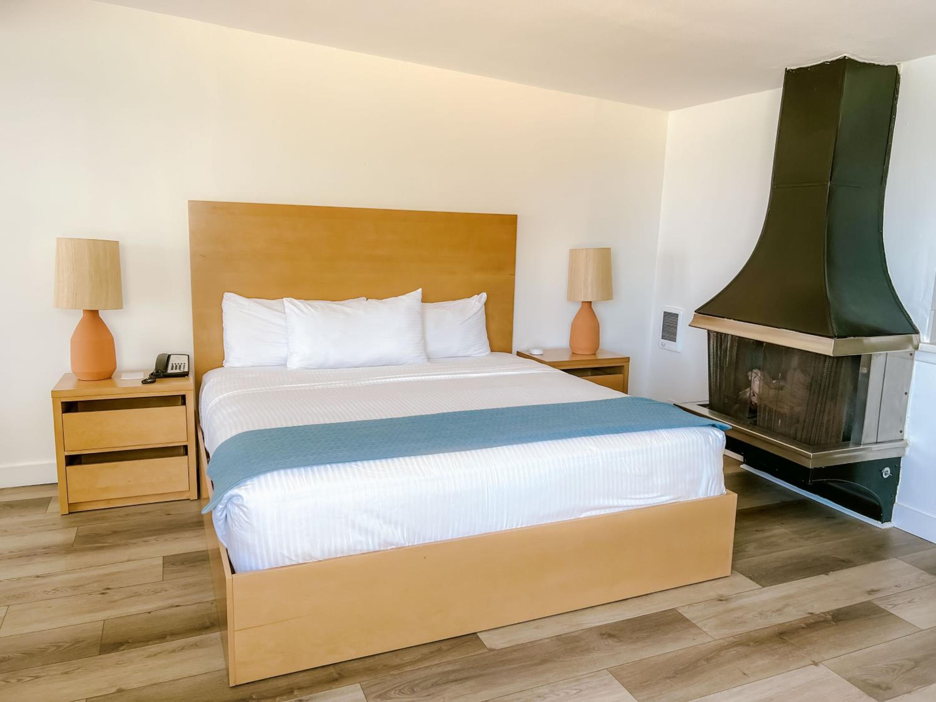 Capri Laguna on the Beach - A Boutique Hotel