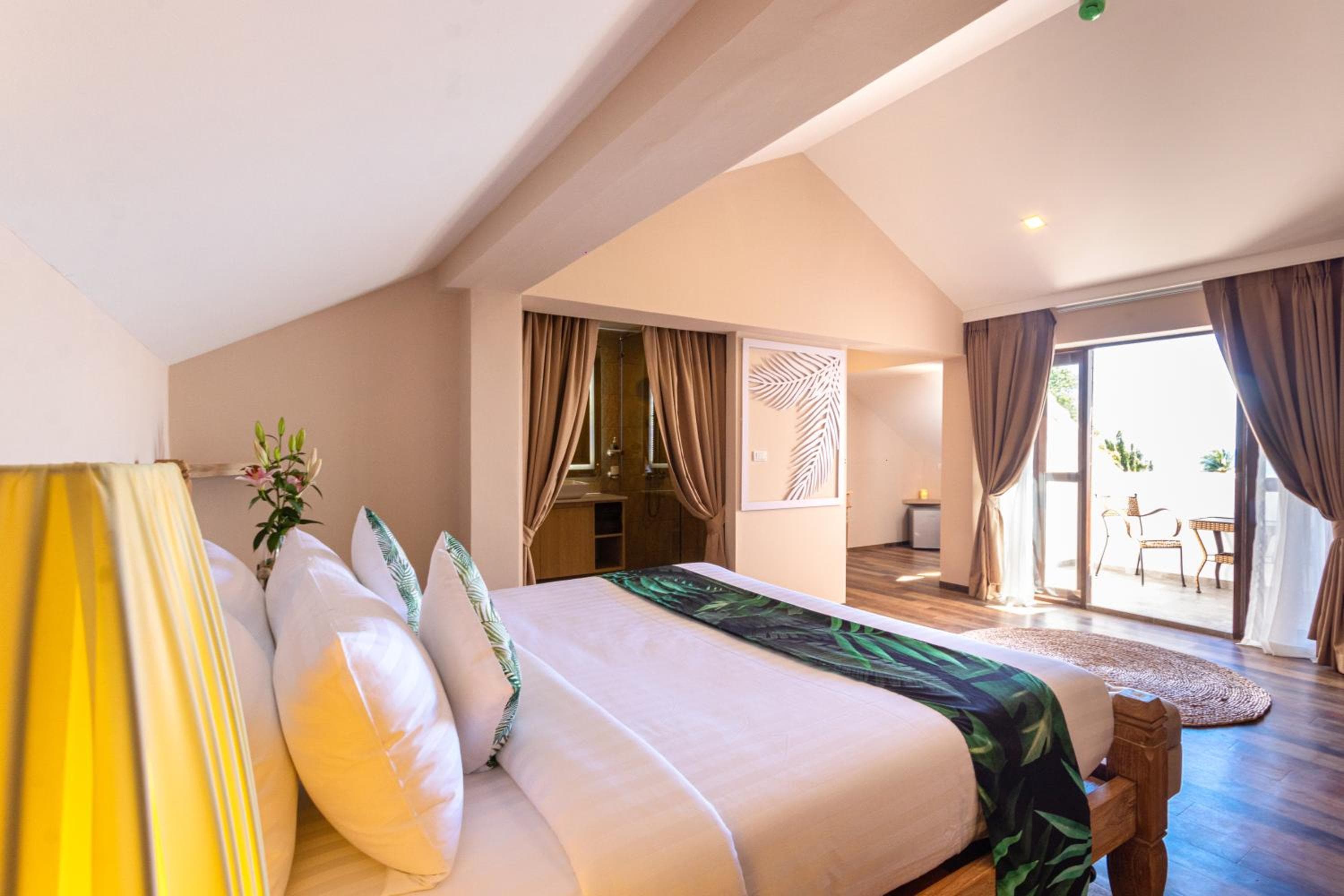 Two bedroom Luxury apartment very close to paris