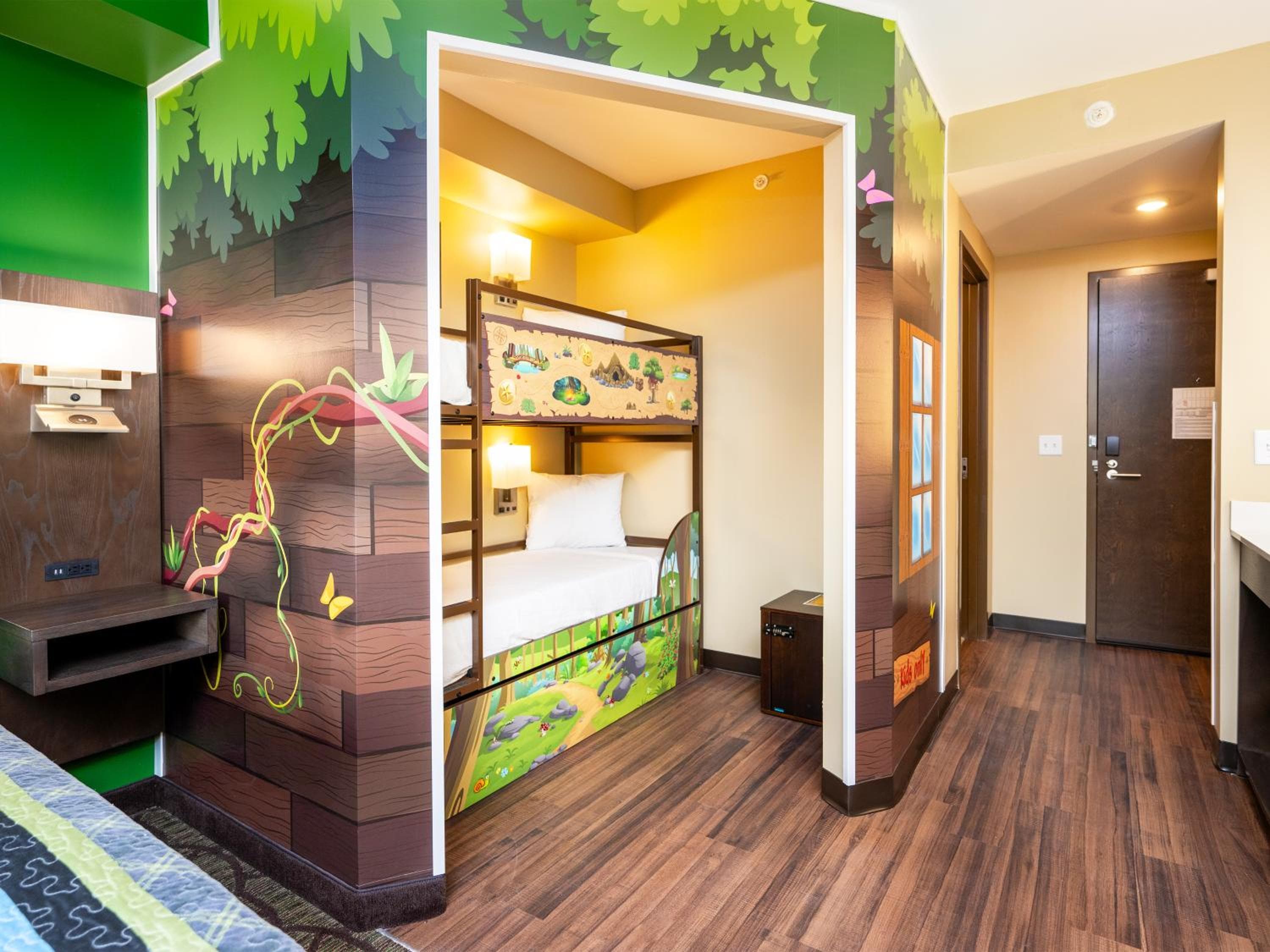 Country Cascades Waterpark Resort