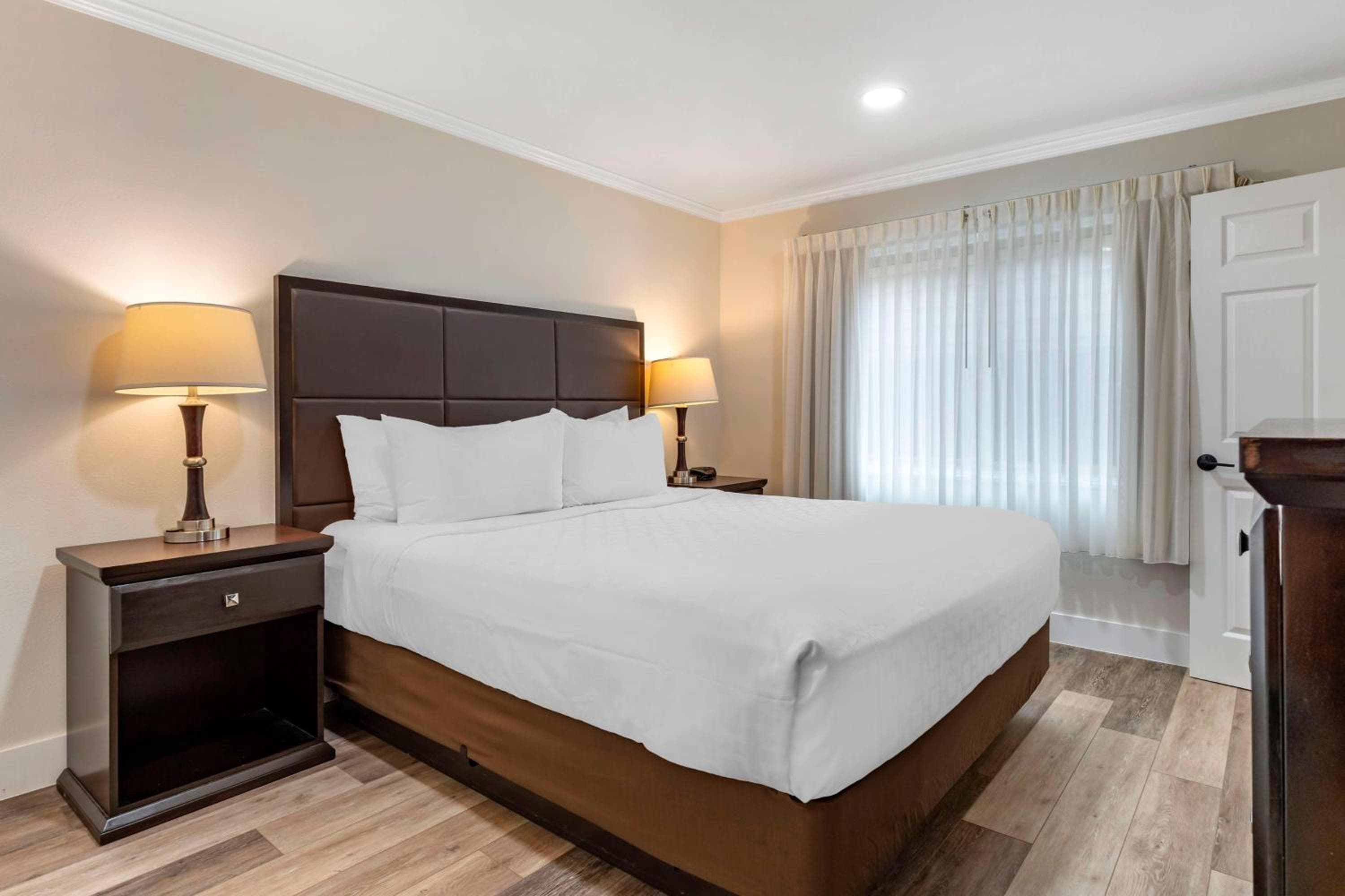 Best Western Carmel's Town House Lodge