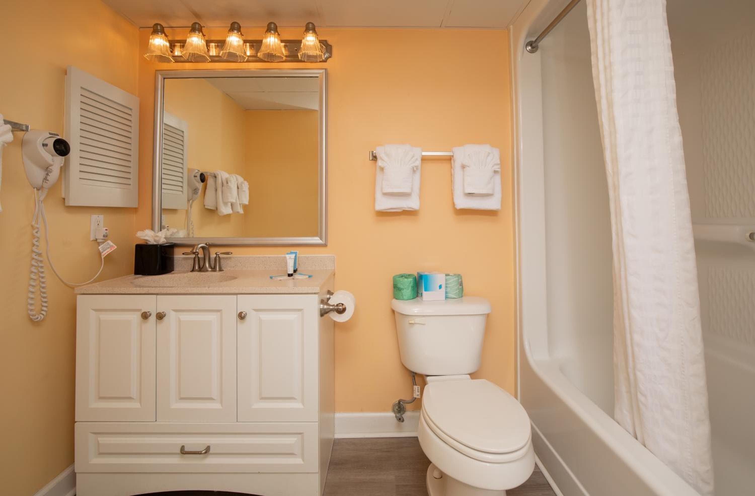 Grande Shores Ocean Resorts Condominiums