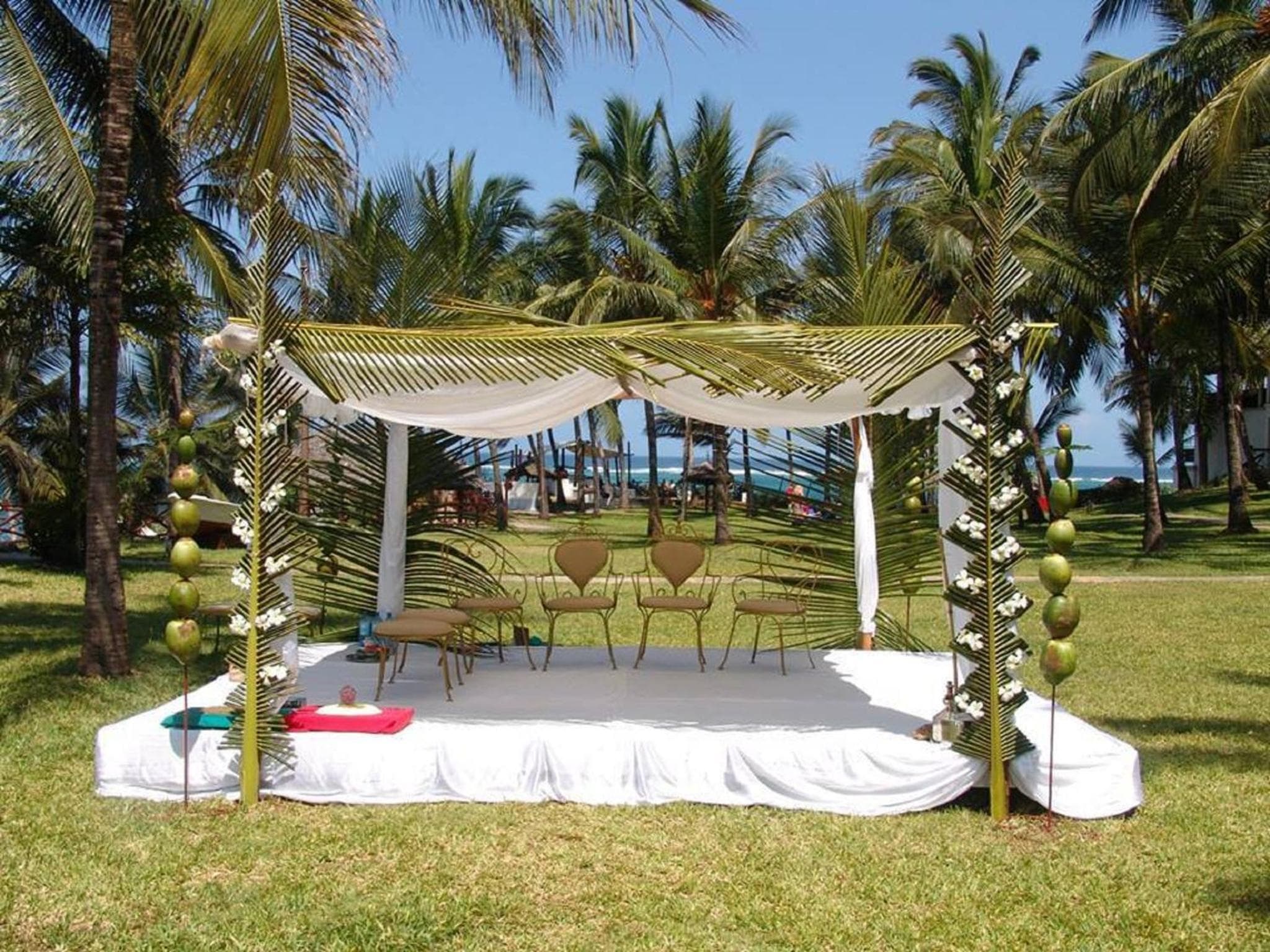 Voyager Beach Resort