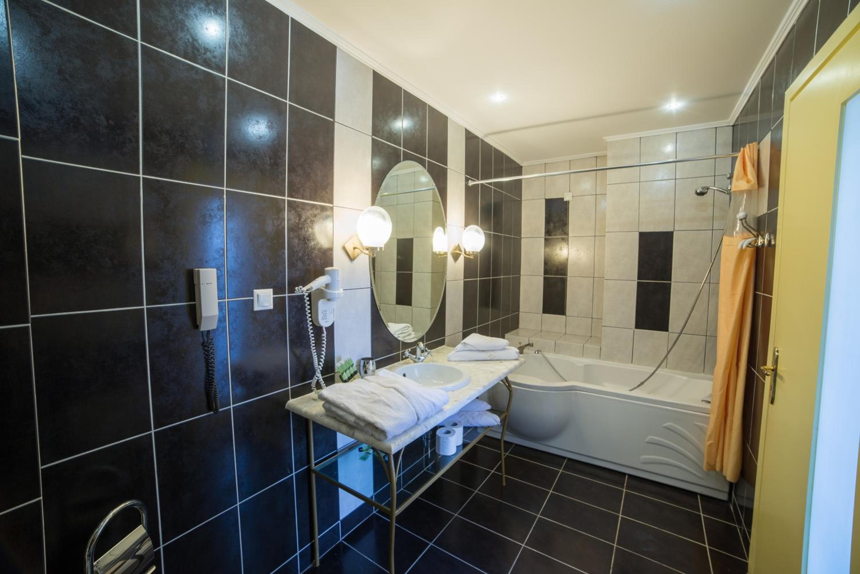 Delphi Art Hotel by Prima Hotels