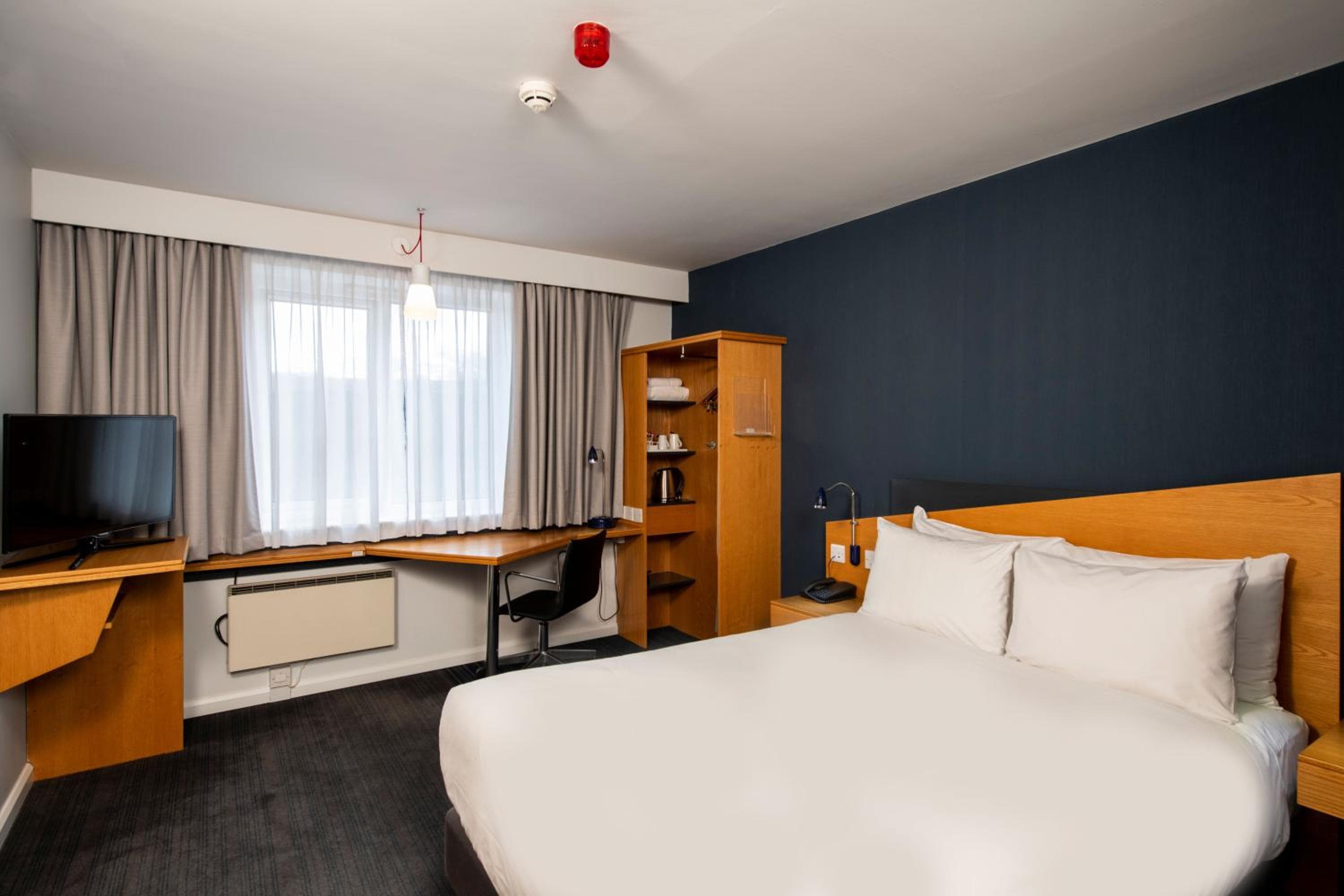 Holiday Inn Express Swindon West by IHG