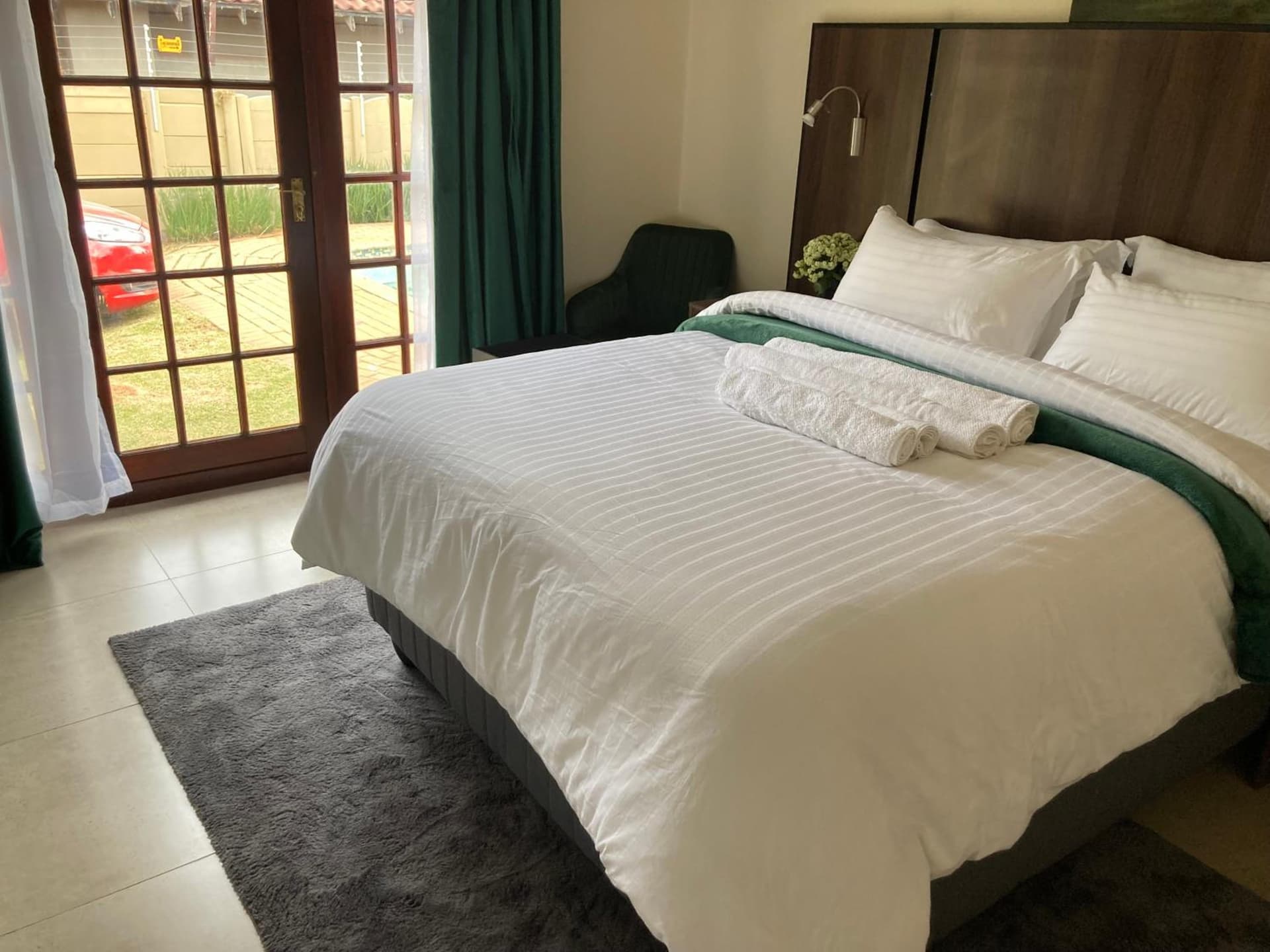 Edenvale corner