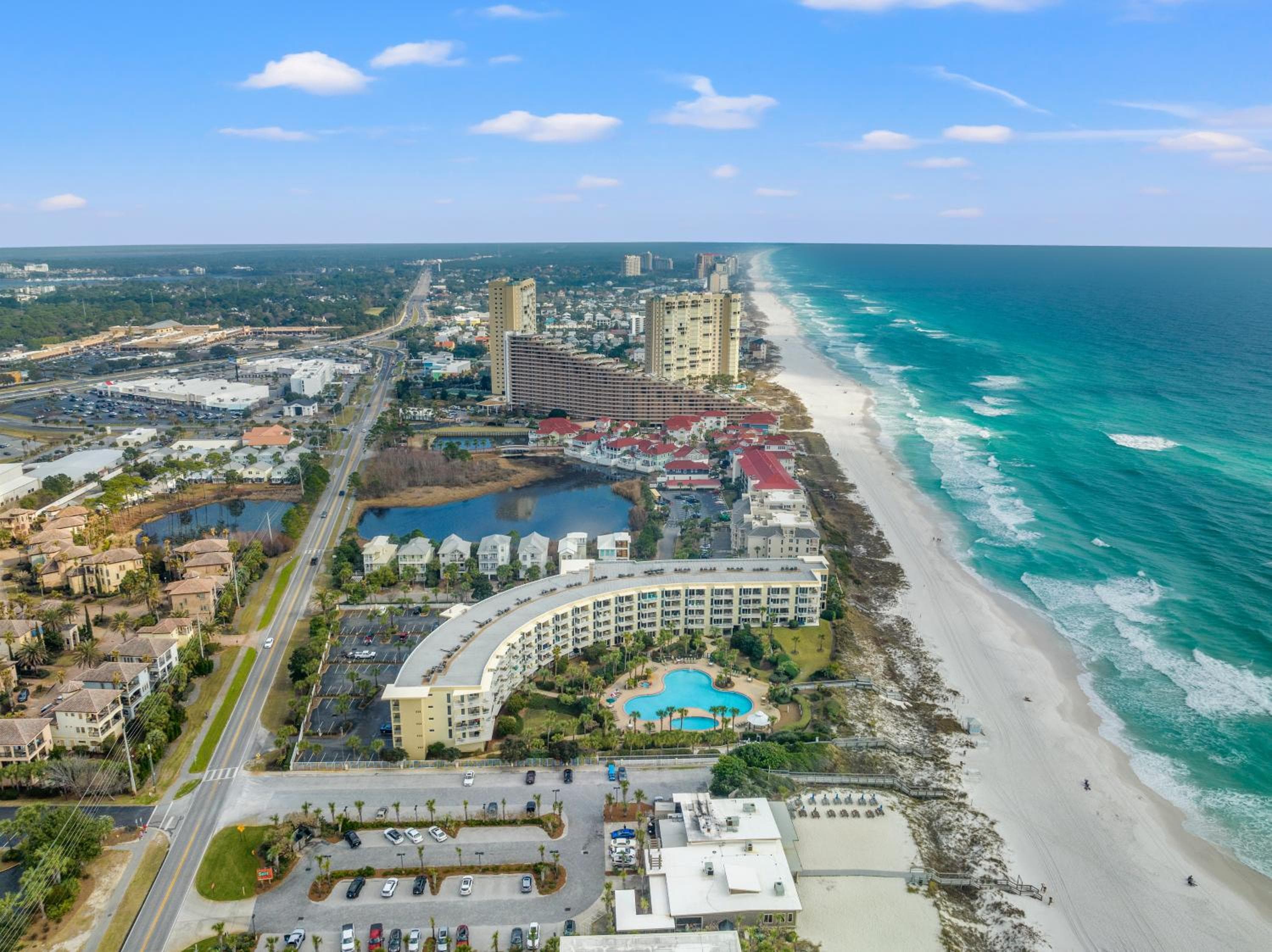 NEWLY RENOVATED! Breathtaking views! Fourth Floor! Pools! Grill! Beach Chairs