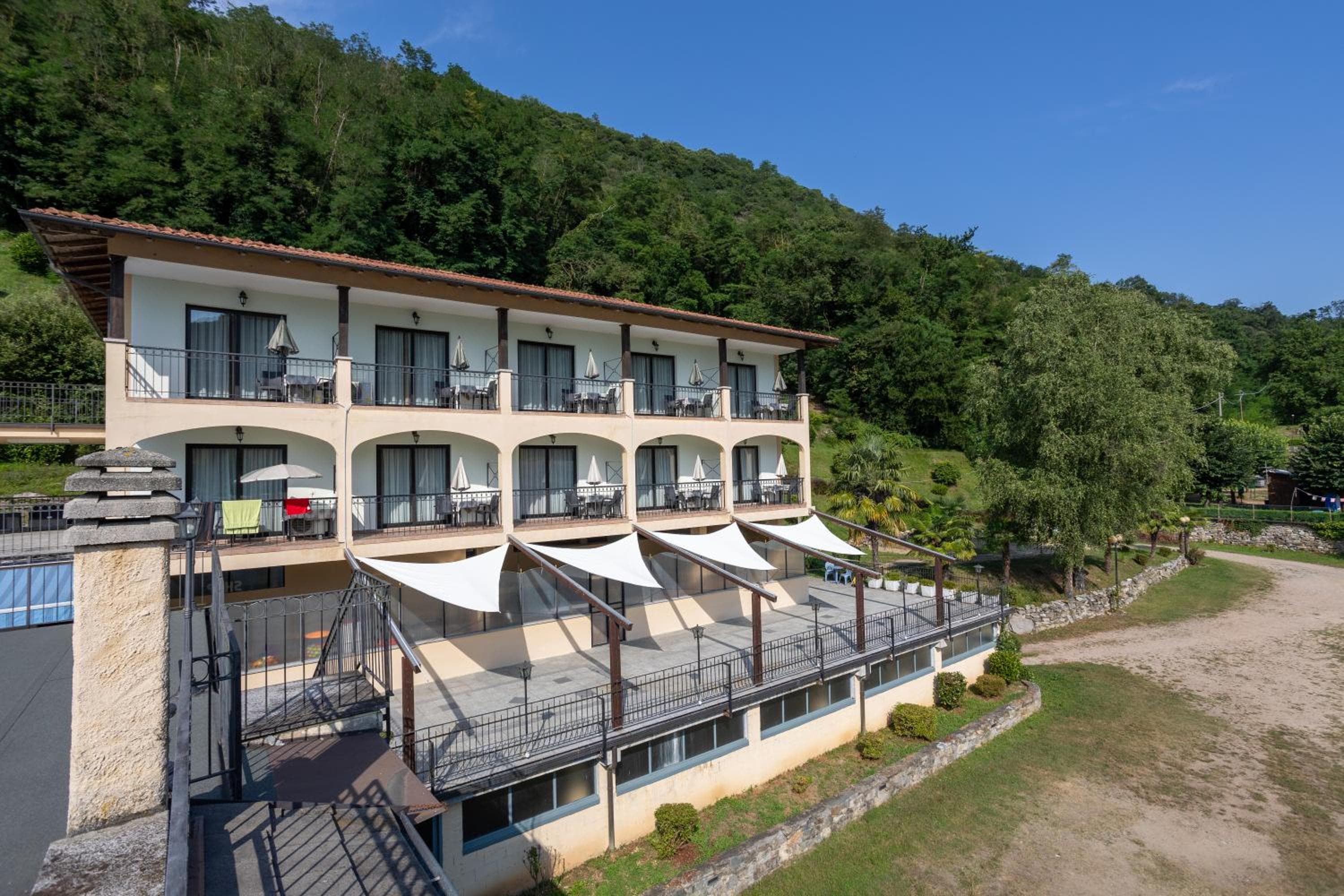 Hotel Fontaine Bleue