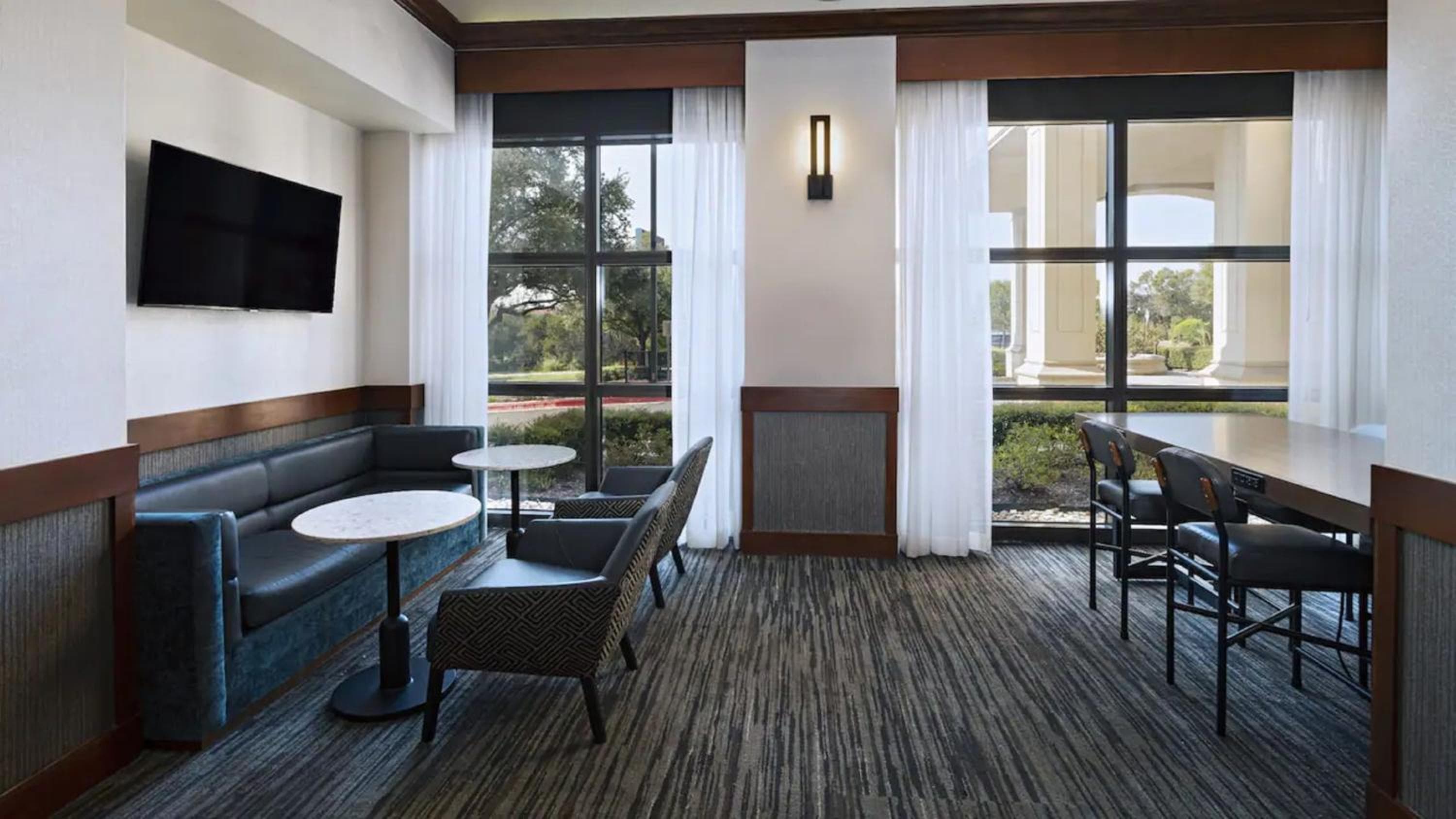 Hyatt Place Austin The Domain Area