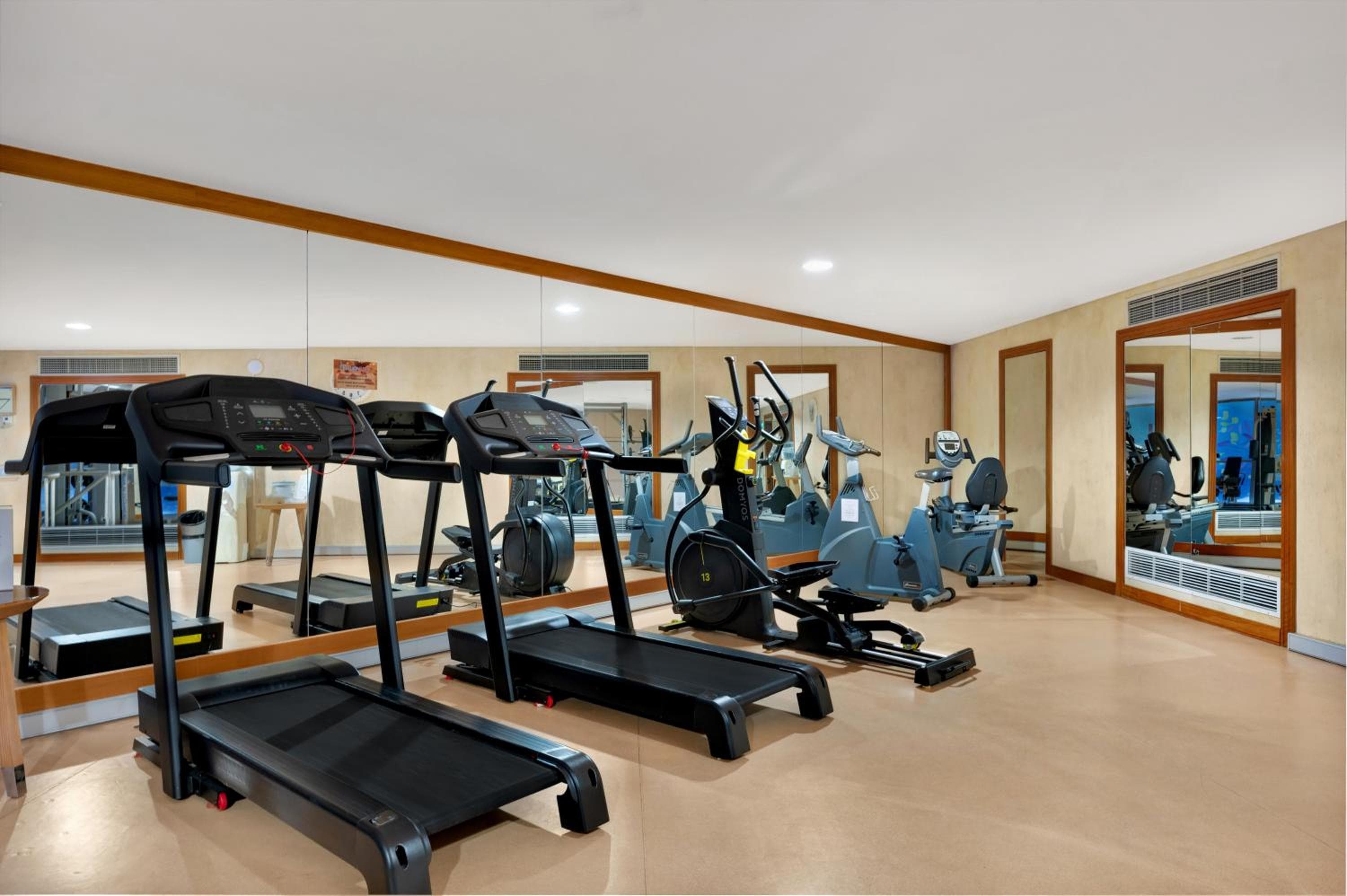 Sesimbra Oceanfront Hotel - Preferred Hotels and Resorts