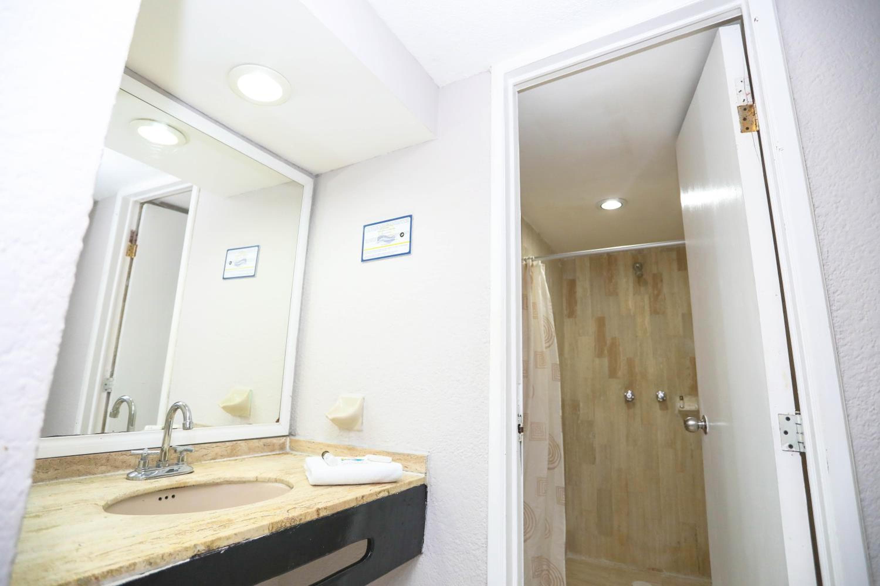 Hotel Caribe Internacional Cancun