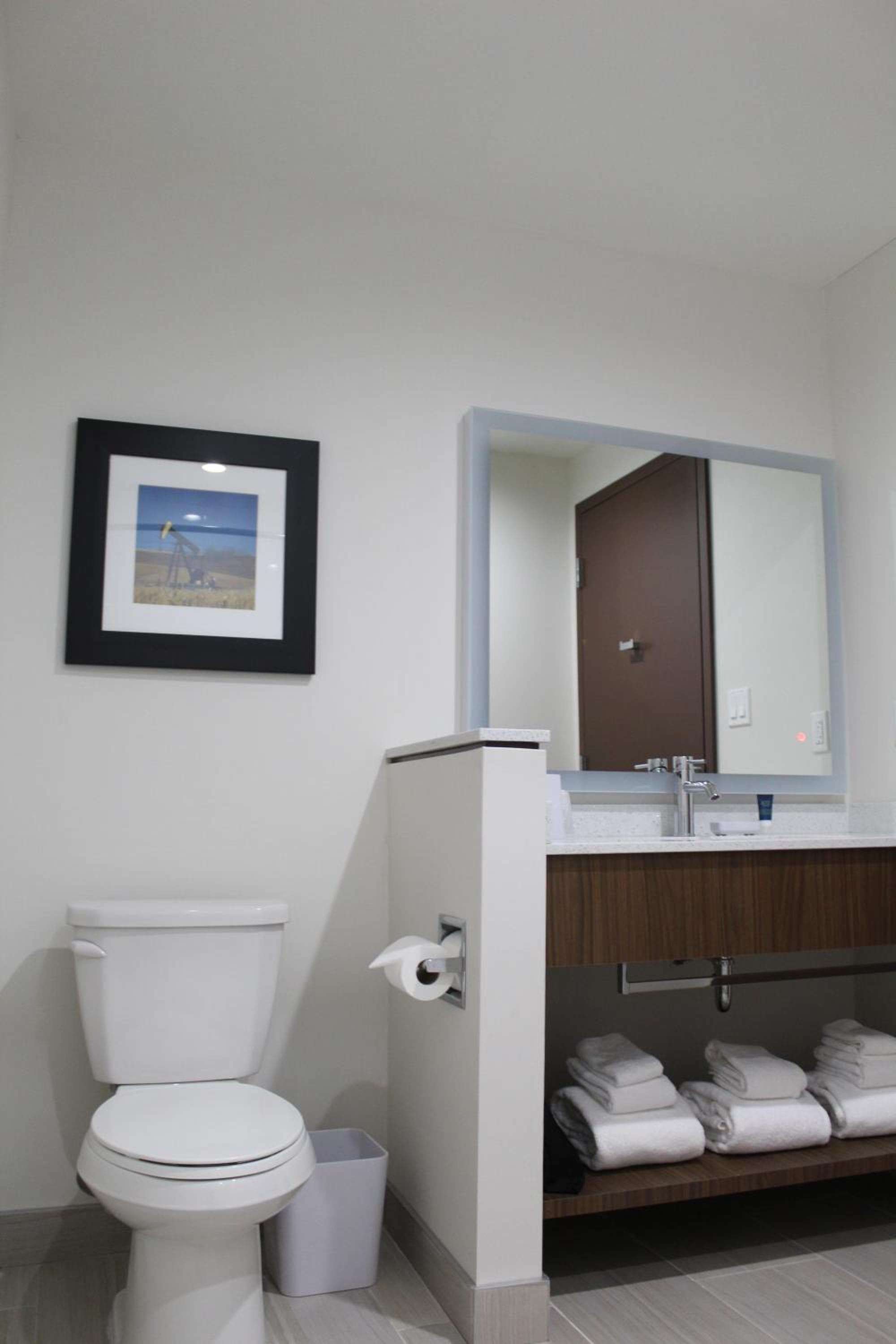 Four Points by Sheraton Edmonton West