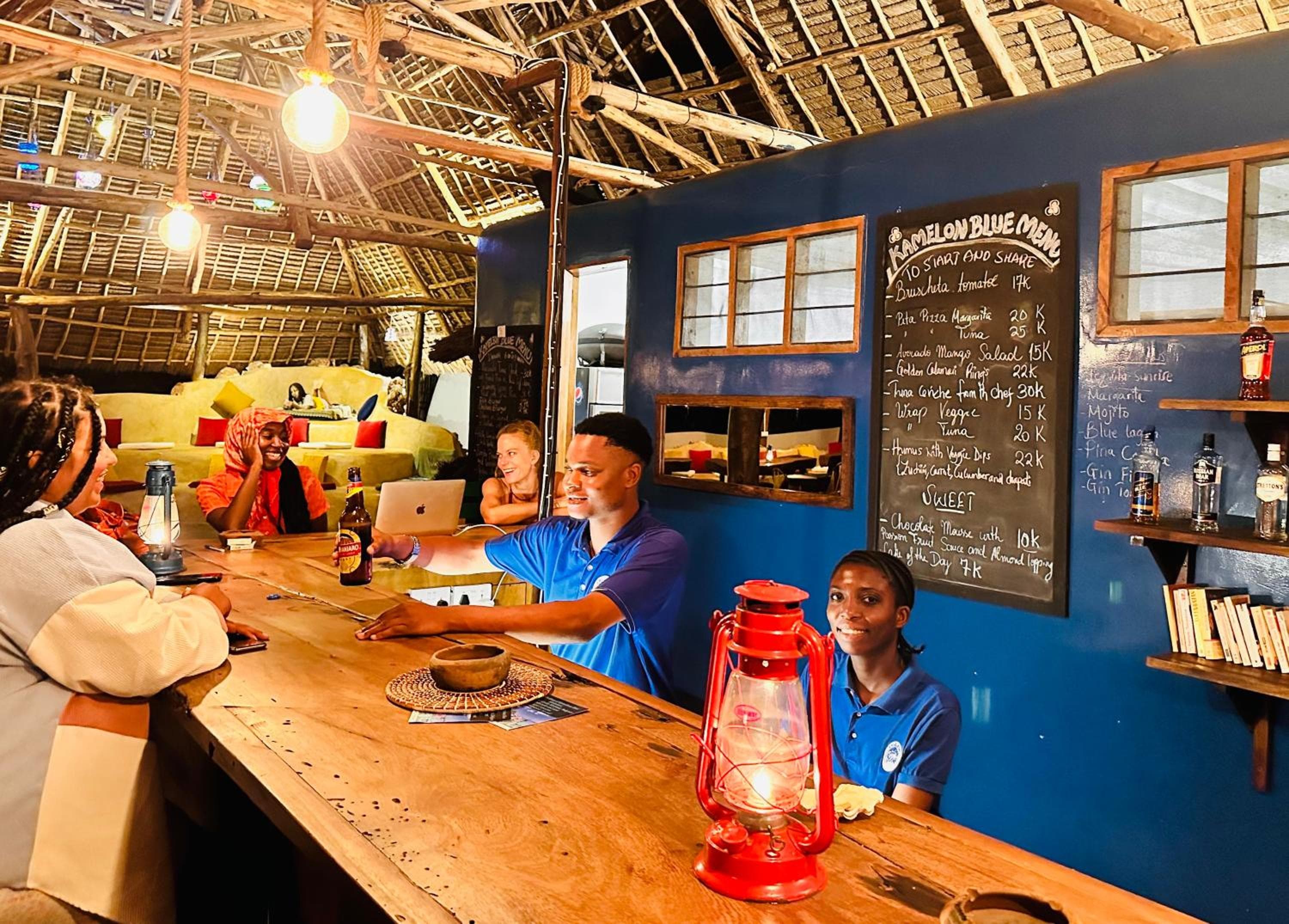 Kameleon Blue Arts Lodge