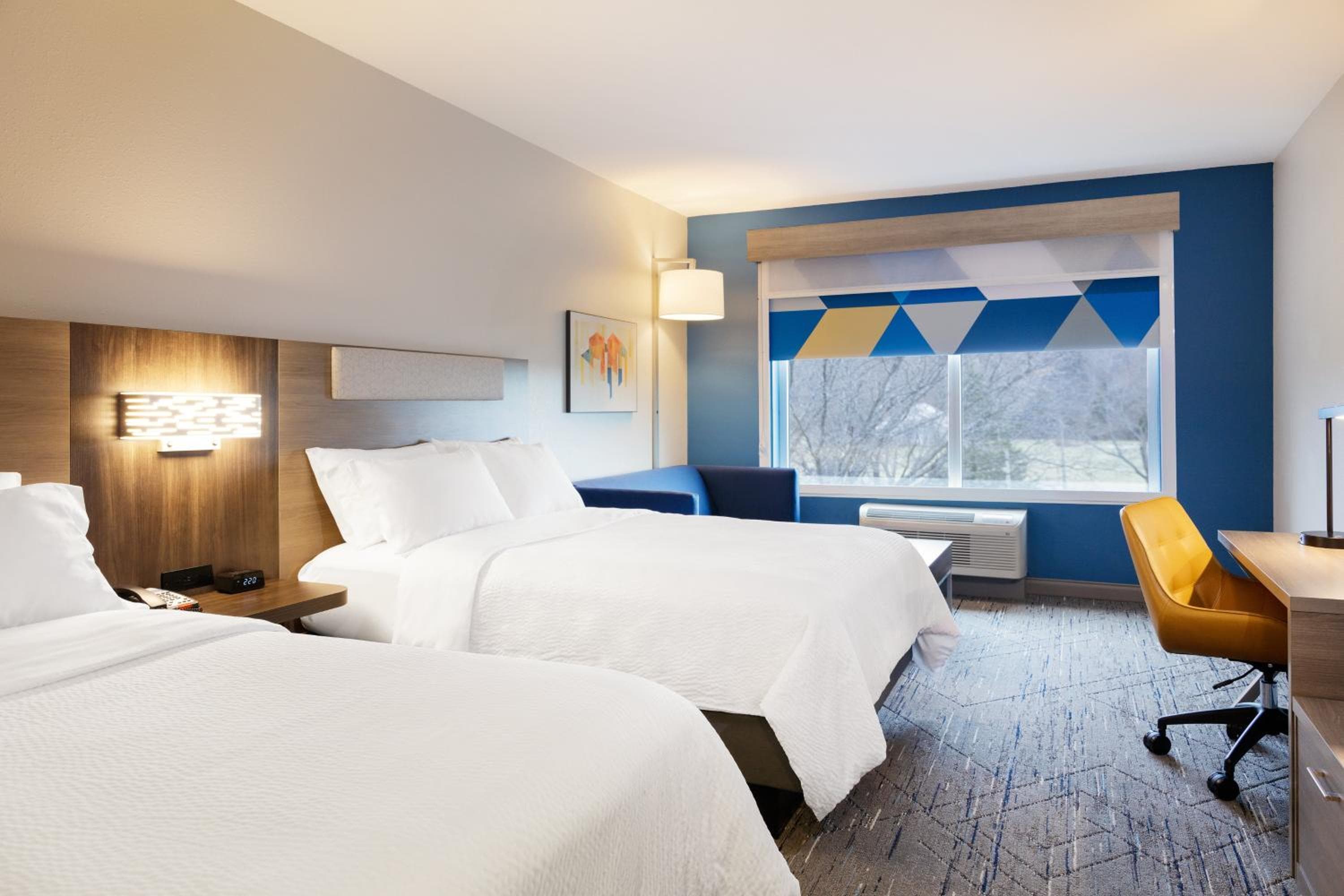 Holiday Inn Express & Suites Buford NE - Lake Lanier by IHG
