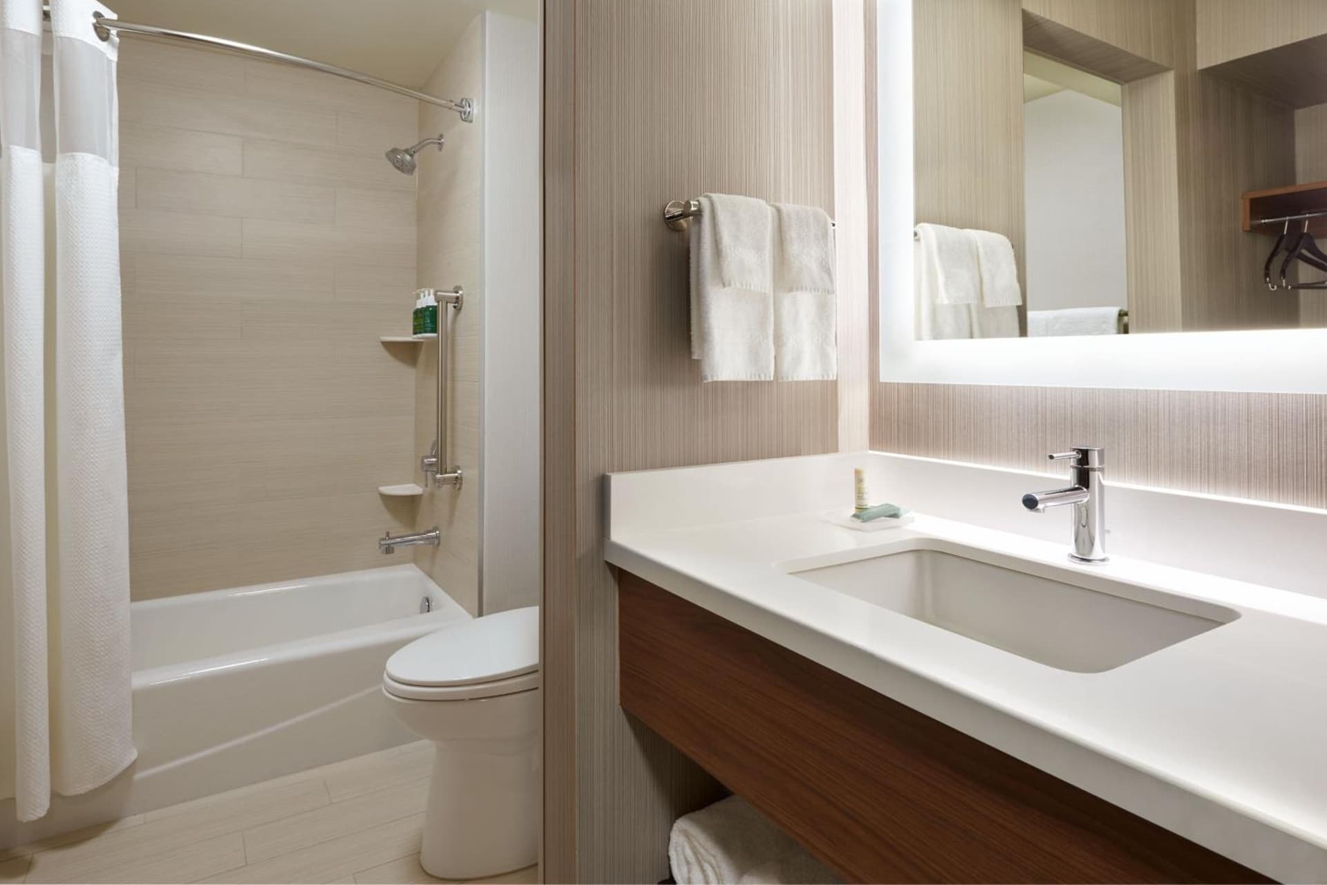 Courtyard by Marriott Ottawa Downtown