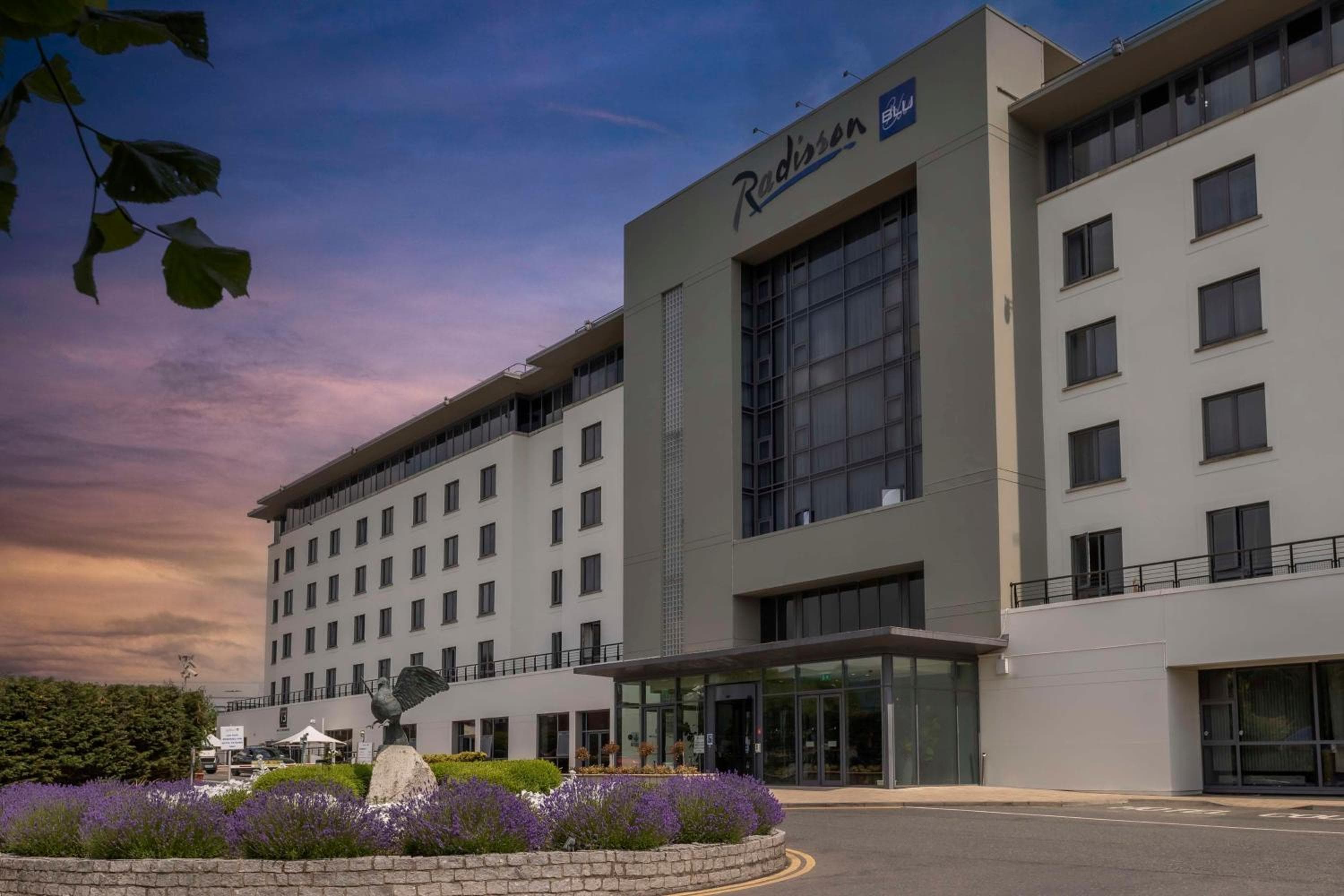 Clayton Hotel Dublin Airport Central
