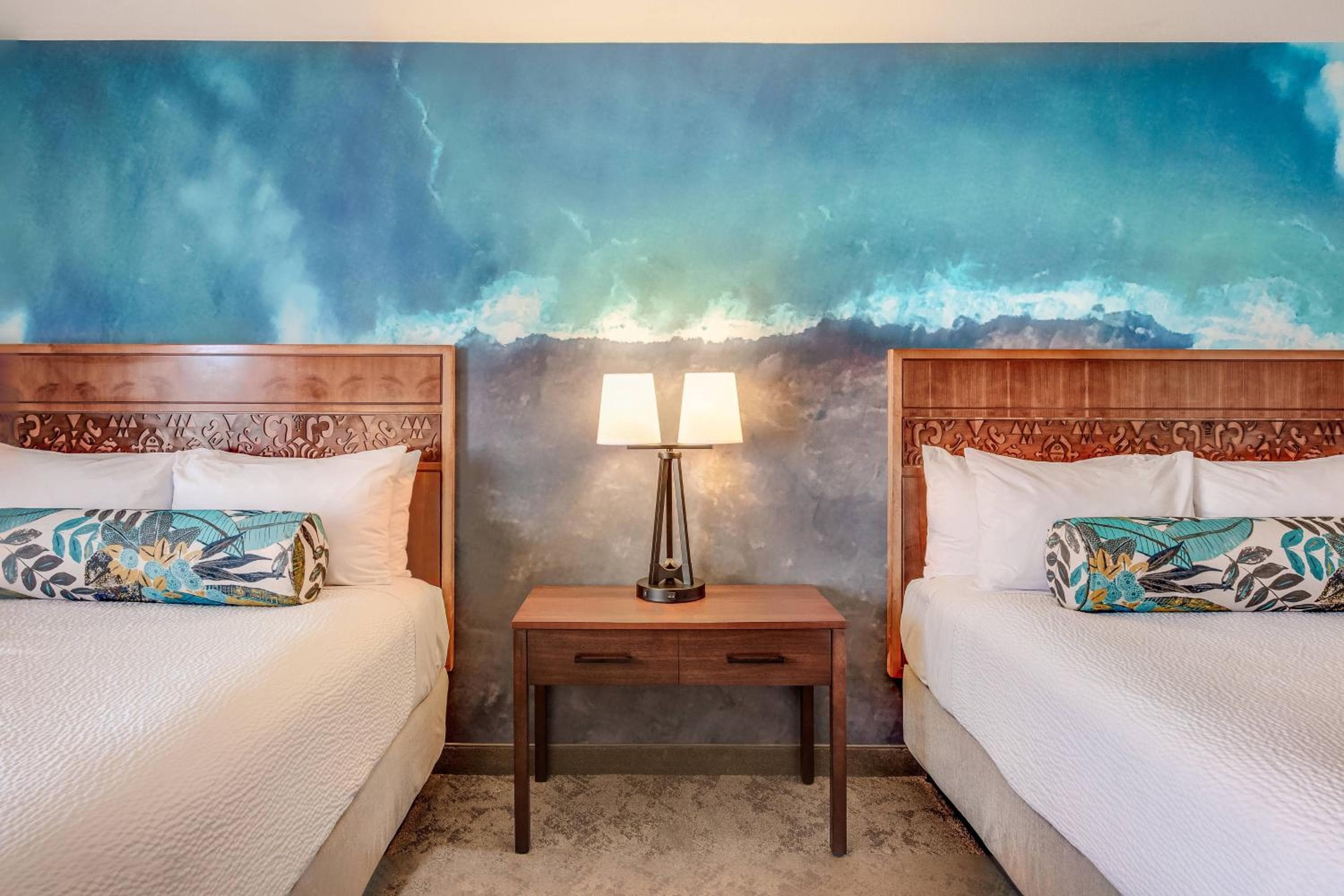 Courtyard by Marriott King Kamehameha's Kona Beach Hotel