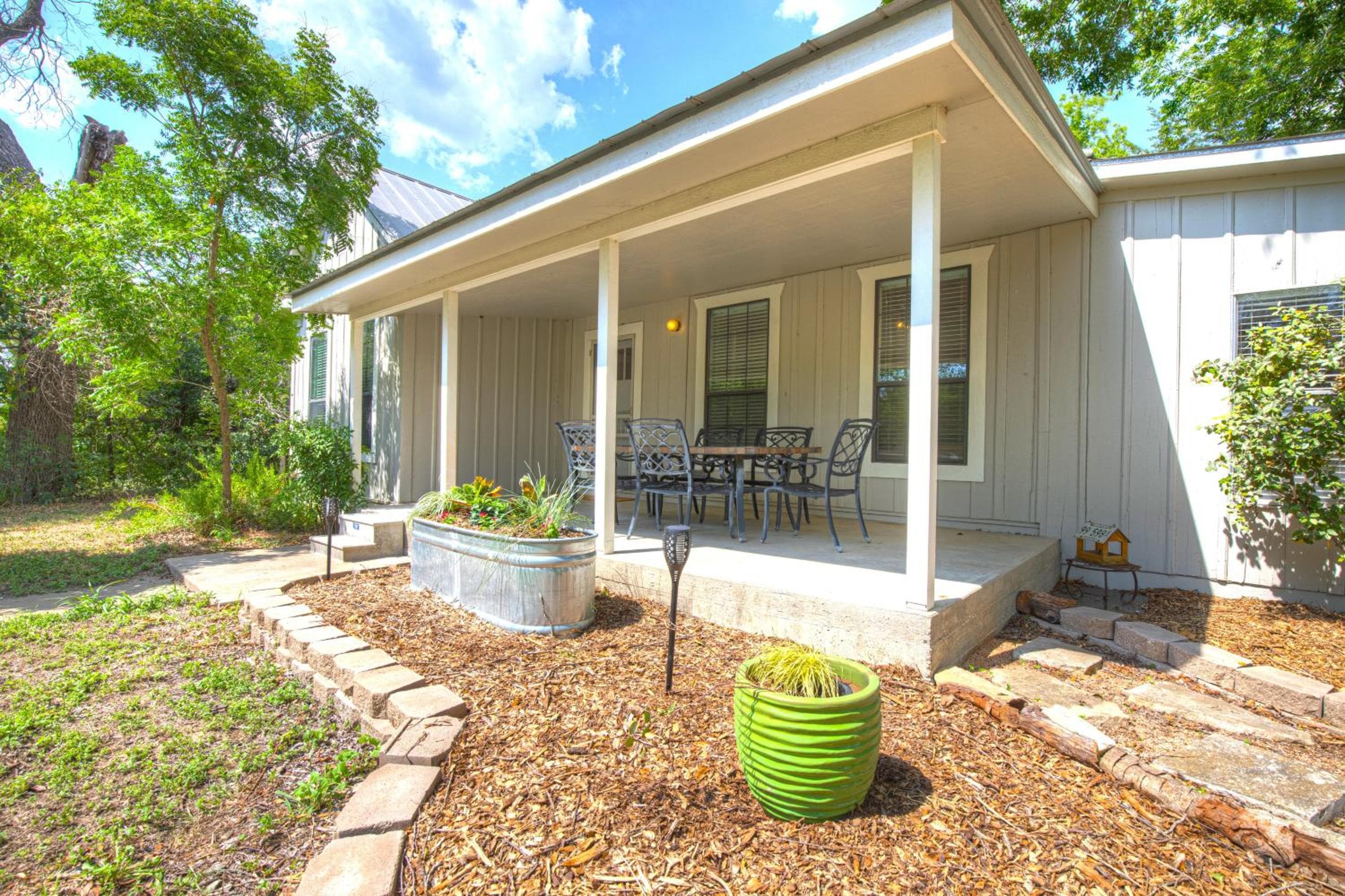 Blanco River Access Five Min to Downtown San Marcos