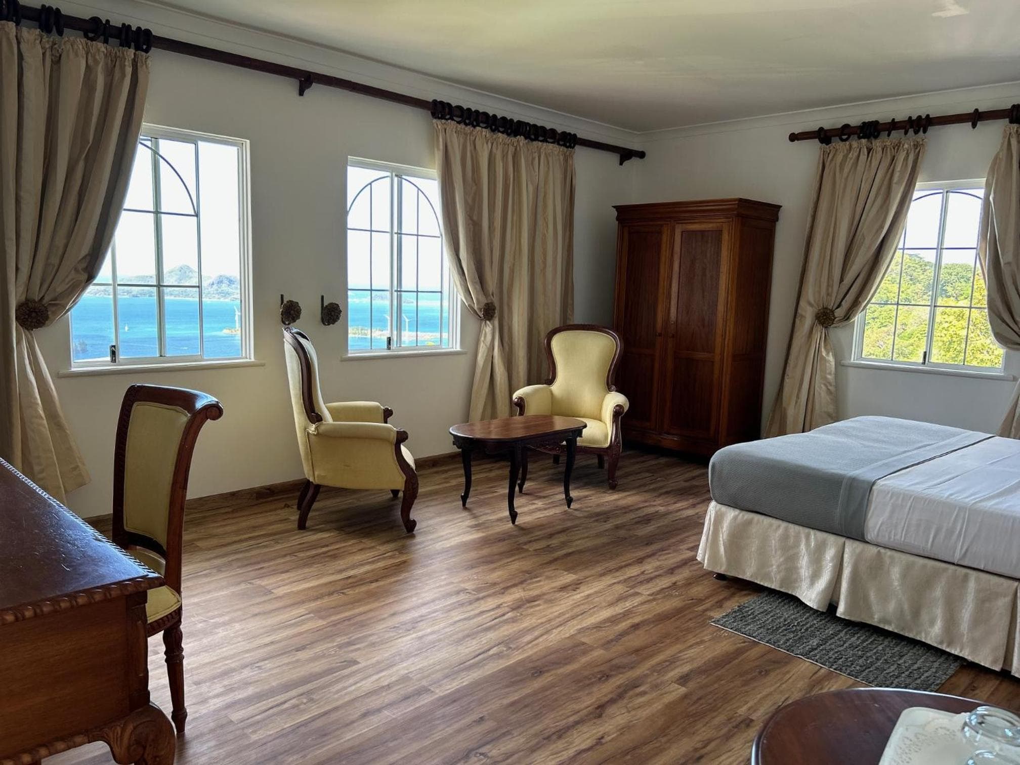 Beau Séjour Hotel