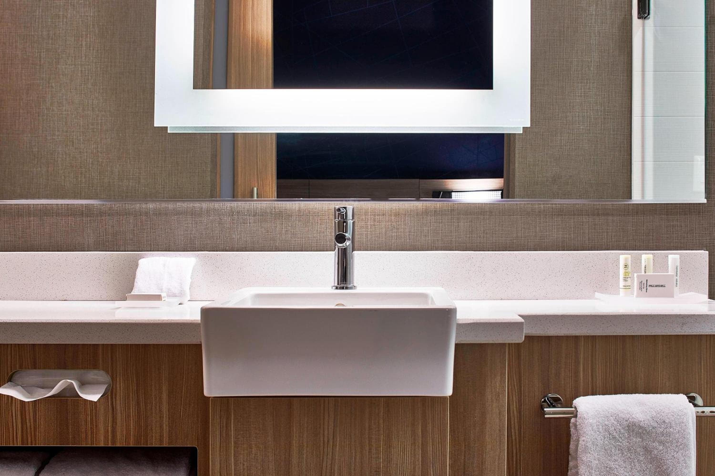SpringHill Suites by Marriott Nashville Downtown/Convention Center