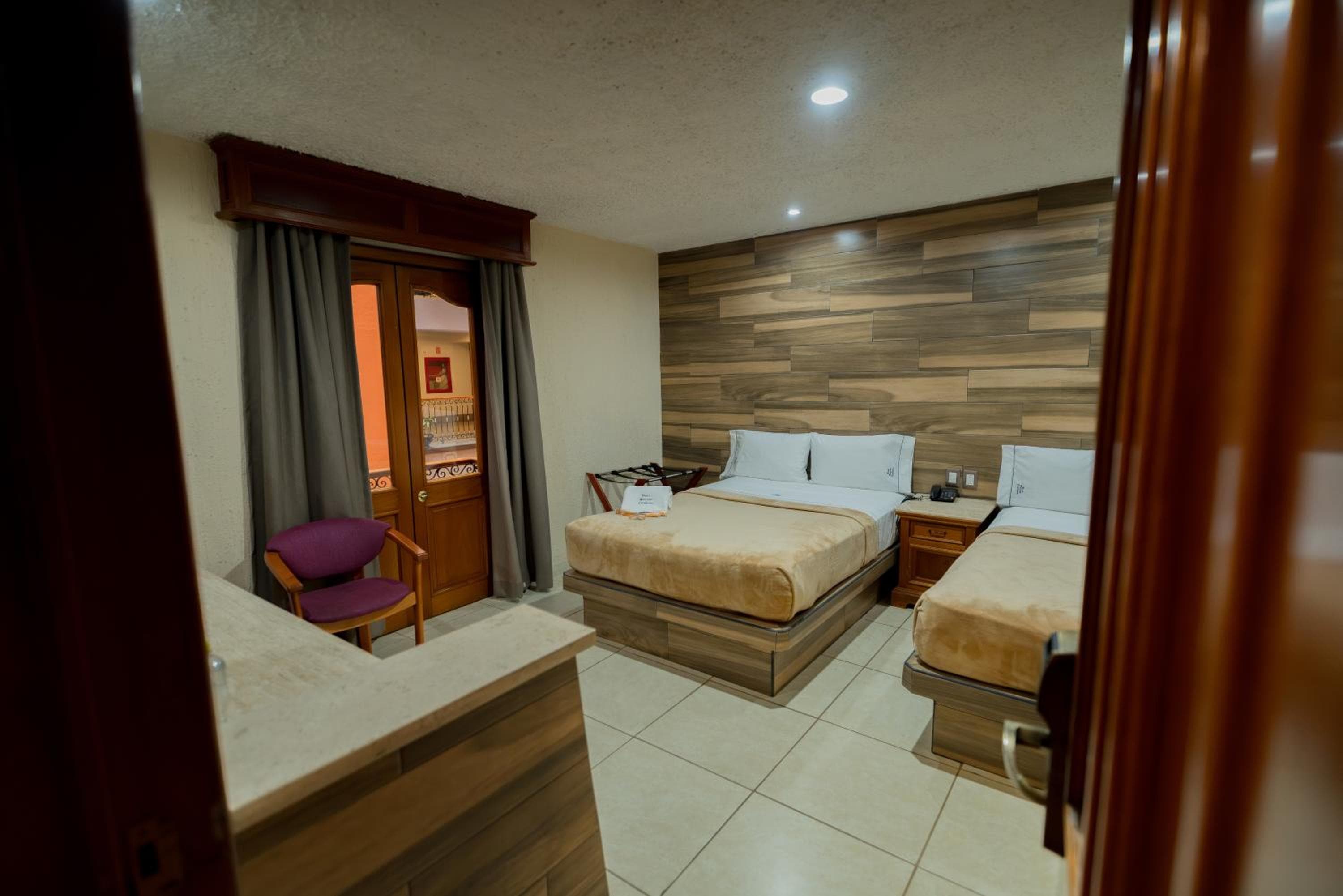 Hotel Santiago De Compostela - Guadalajara Centro Historico