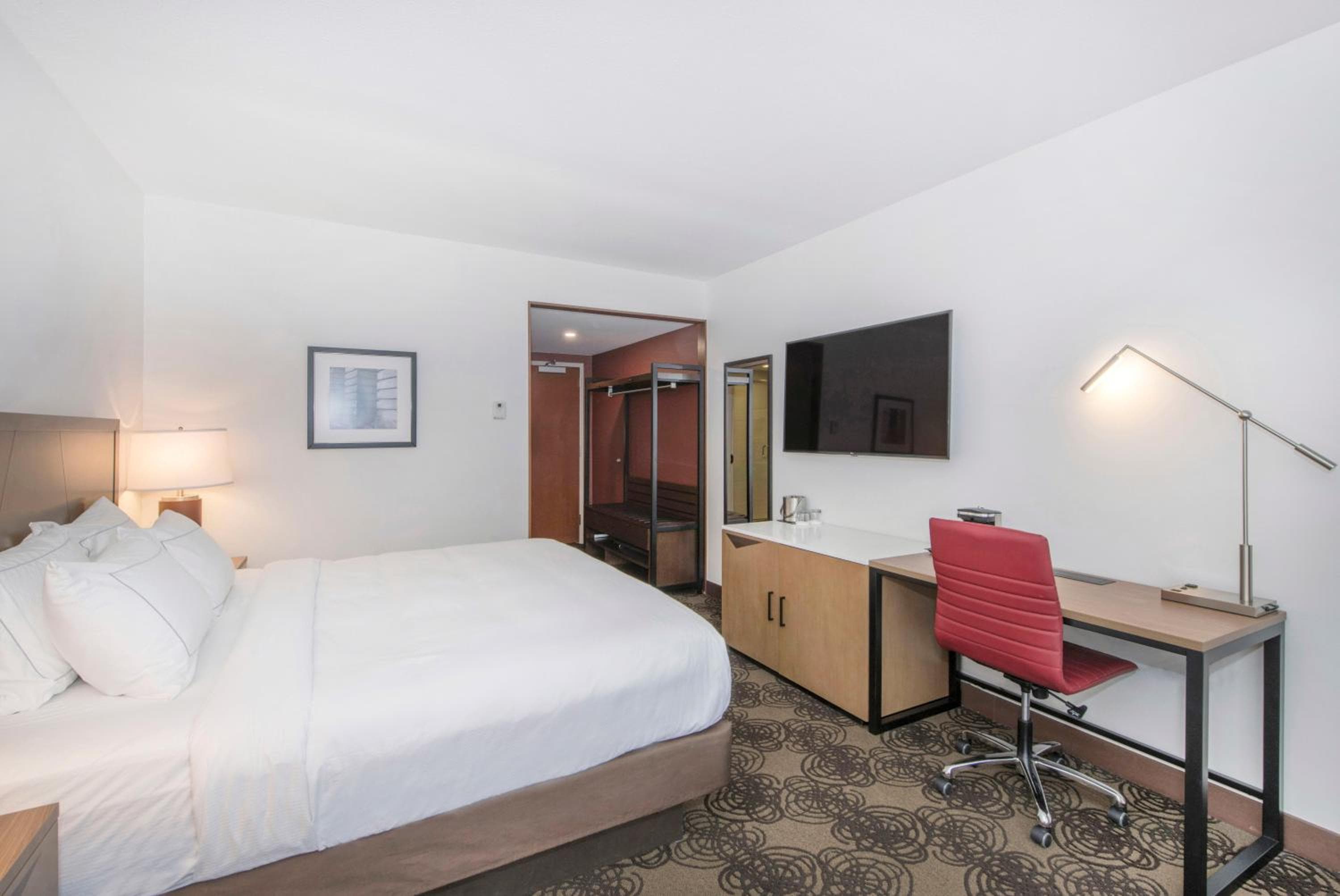DoubleTree by Hilton Raleigh-Cary