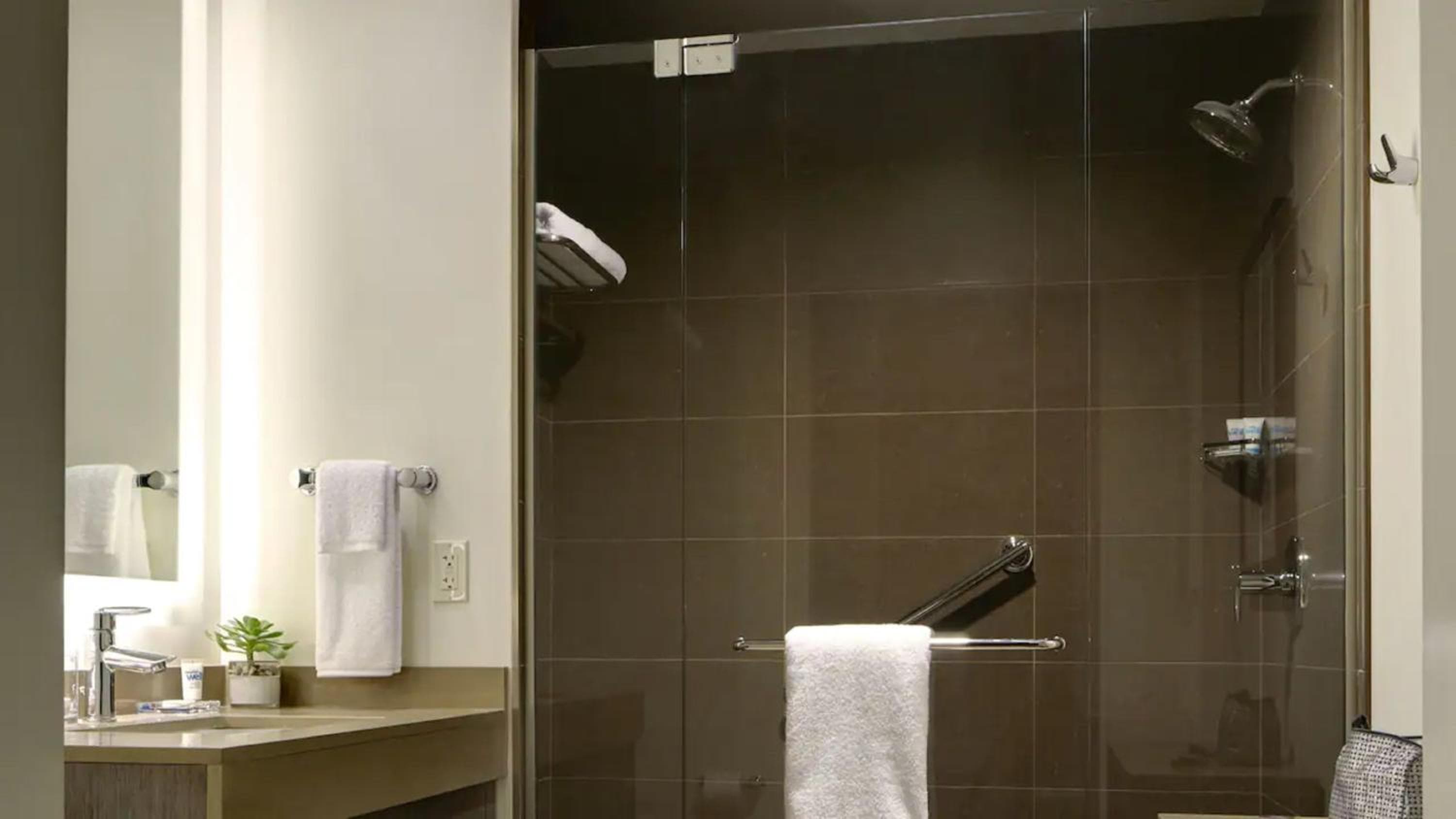 Hyatt House Dallas / Frisco
