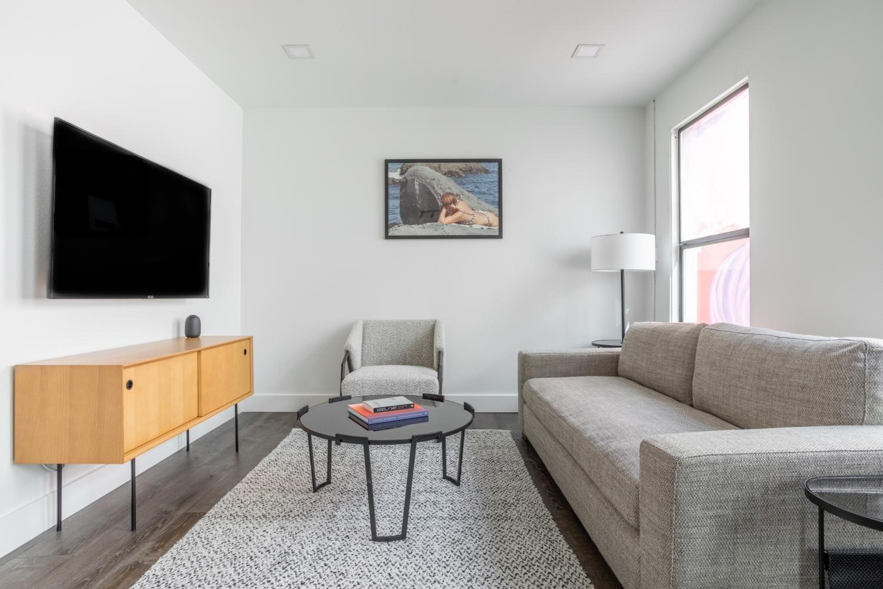 Reside Seattle Downtown, a Wyndham Residence