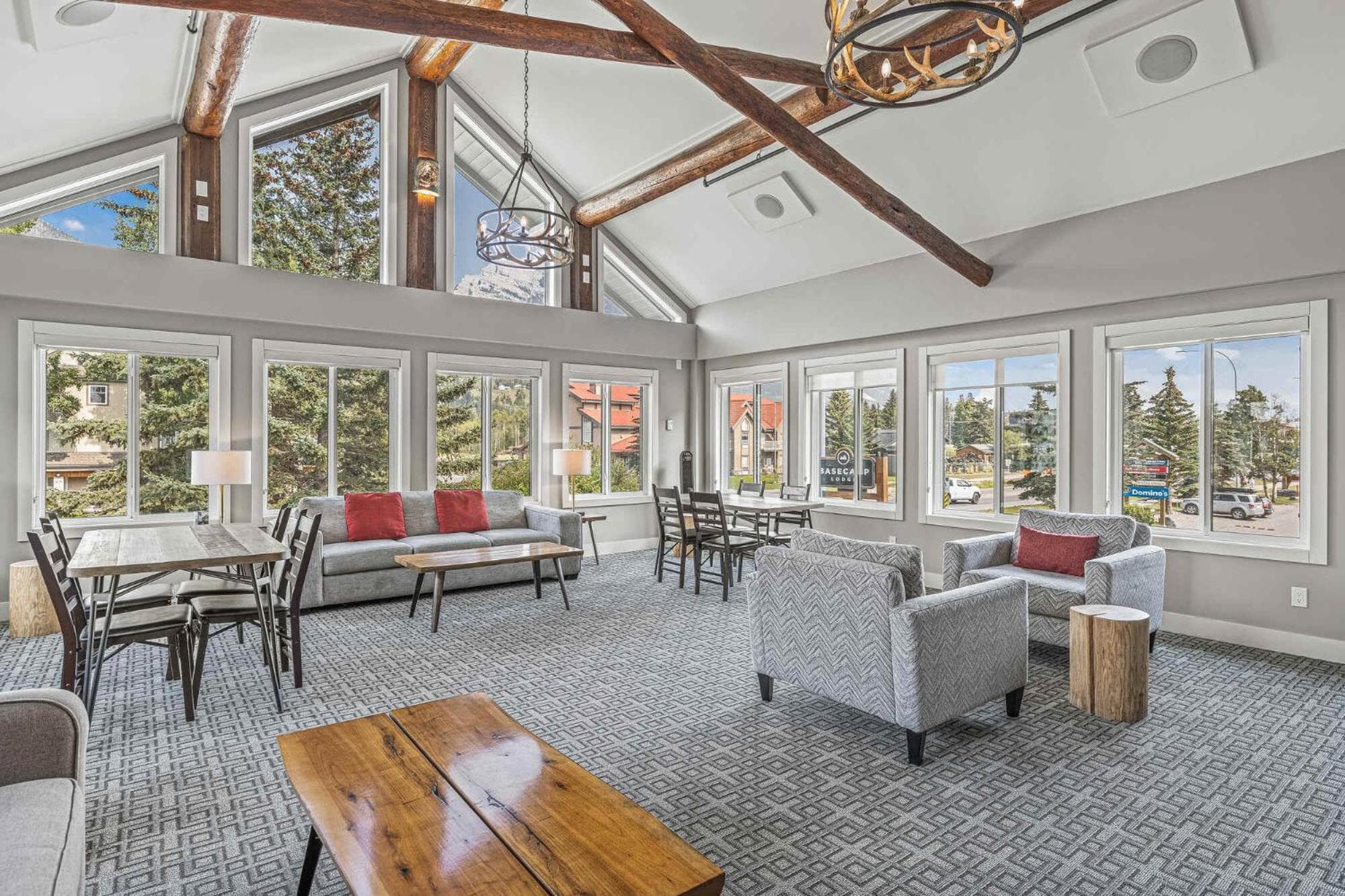 Basecamp Lodge Canmore