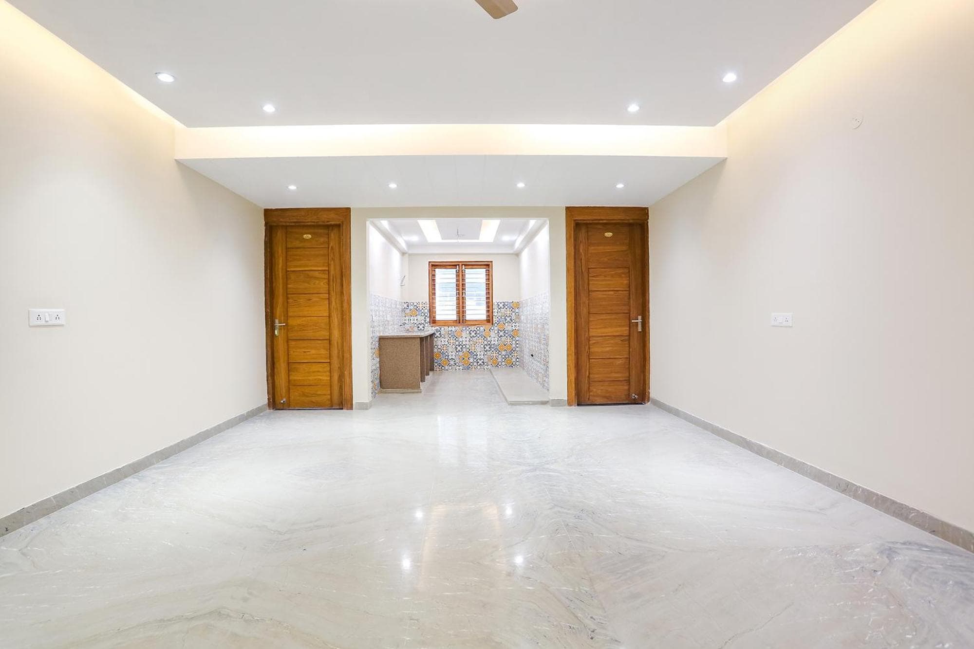 FabHotel Raahi Retreat - Nr Star Mall & 32nd Avenue