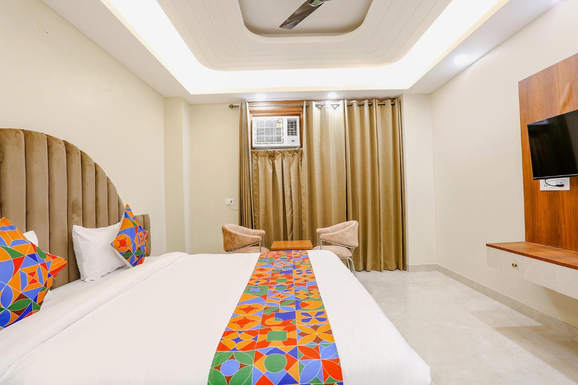 FabHotel Raahi Retreat - Nr Star Mall & 32nd Avenue