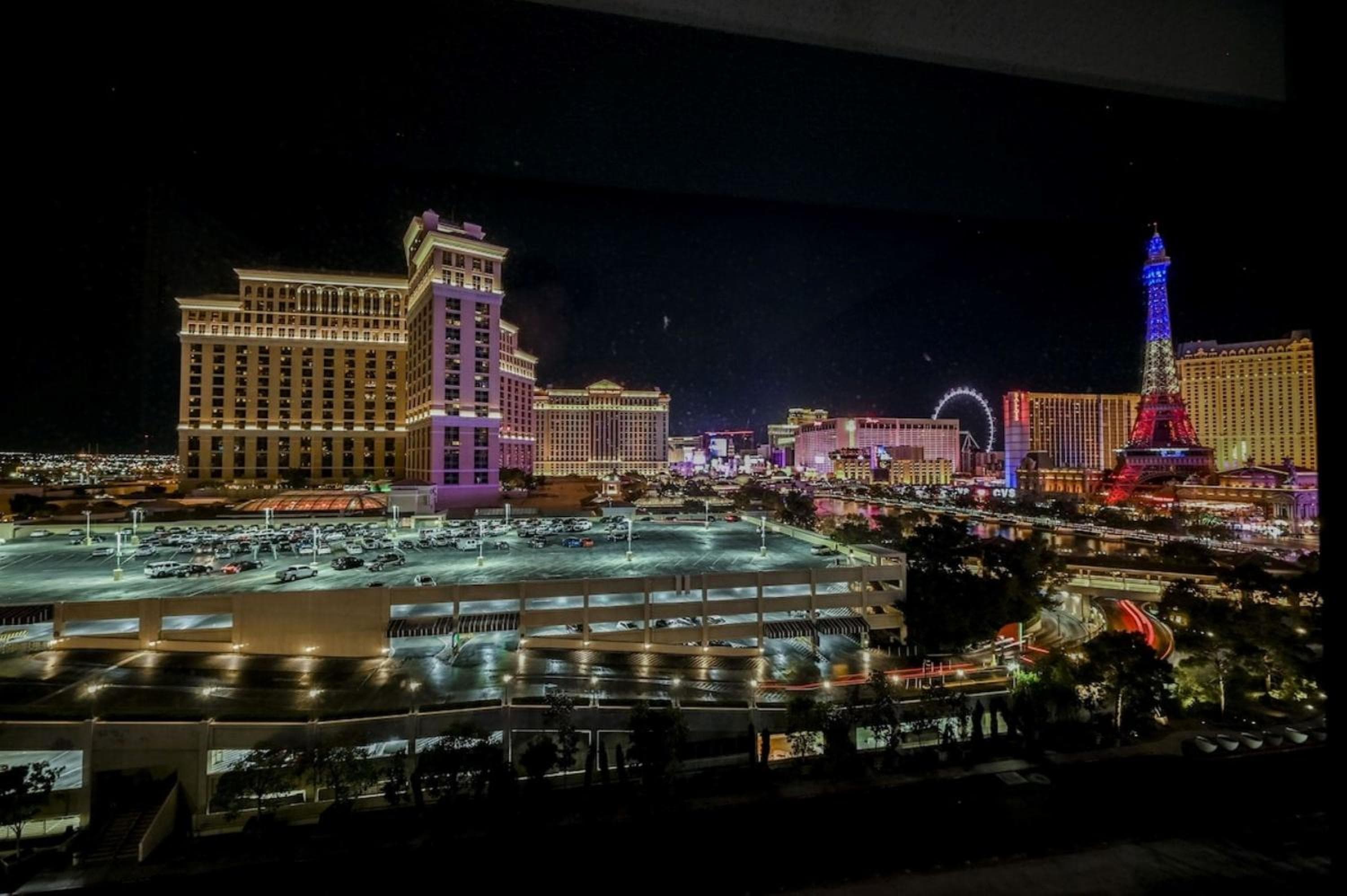 Stay Together Suites - Condominium On The Strip Sleeps 16 - NO RESORT FEE