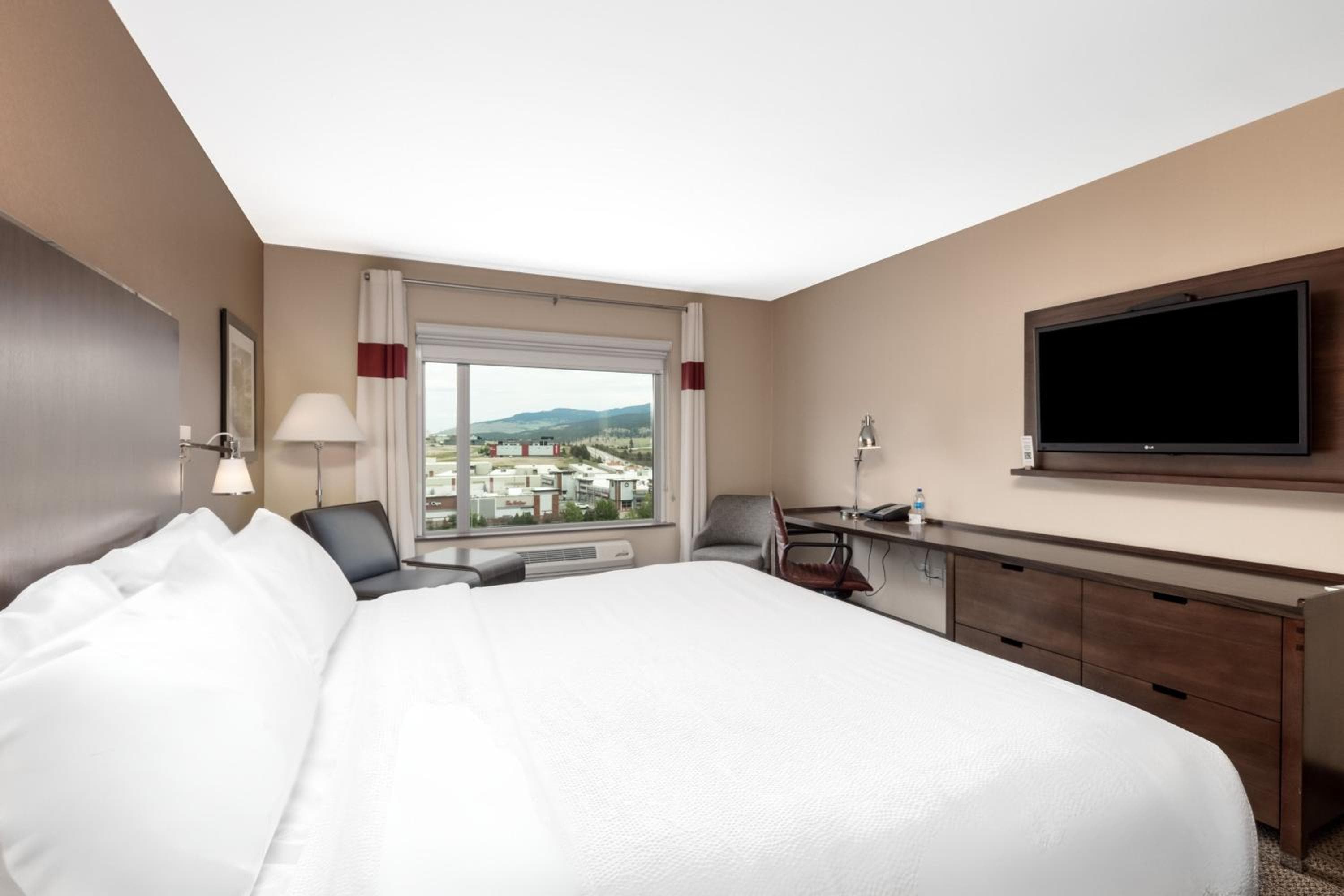Four Points by Sheraton Kelowna Airport